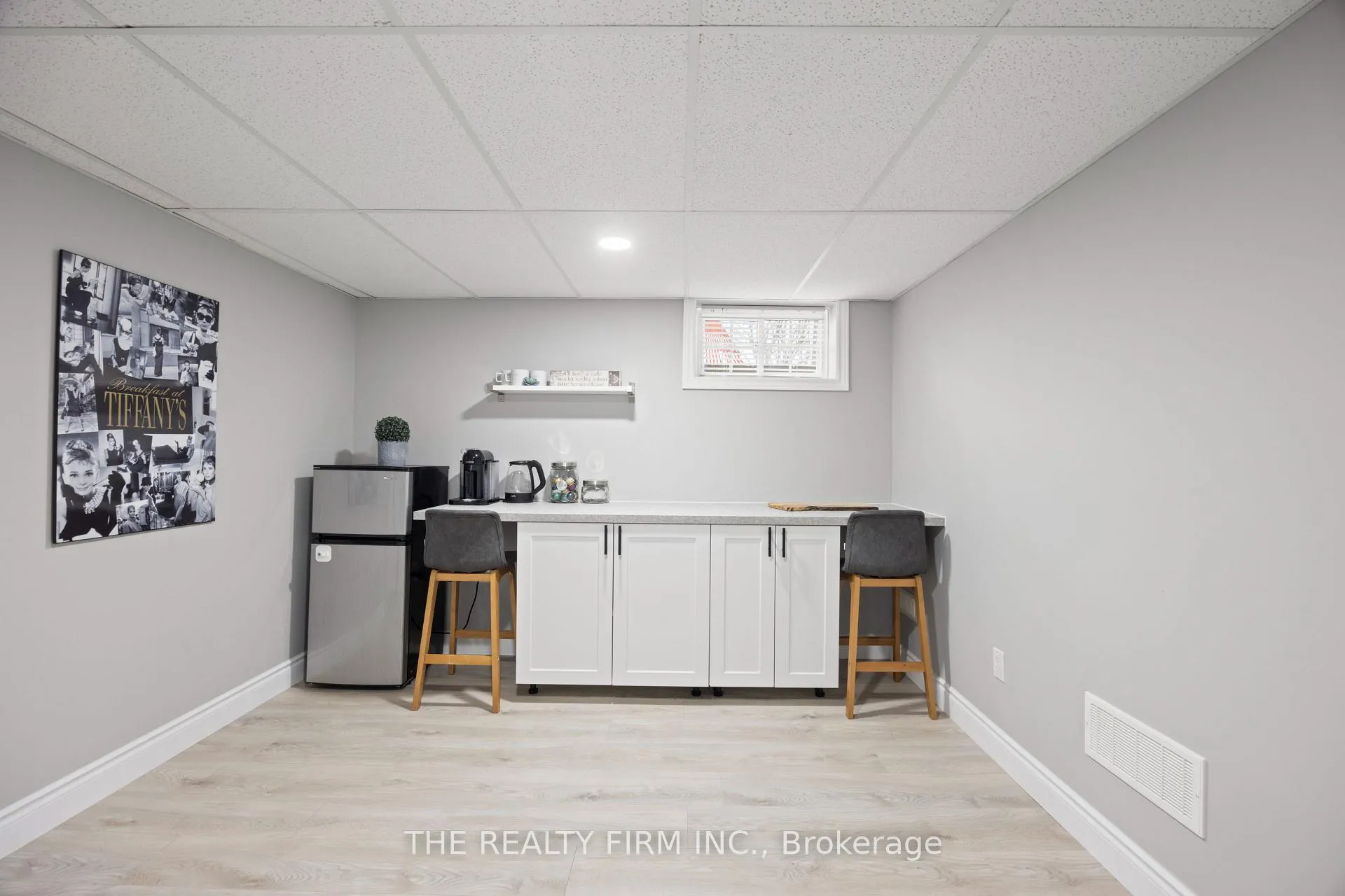 Photo 28 of 476 Blake Street, London, South K — HOMEH