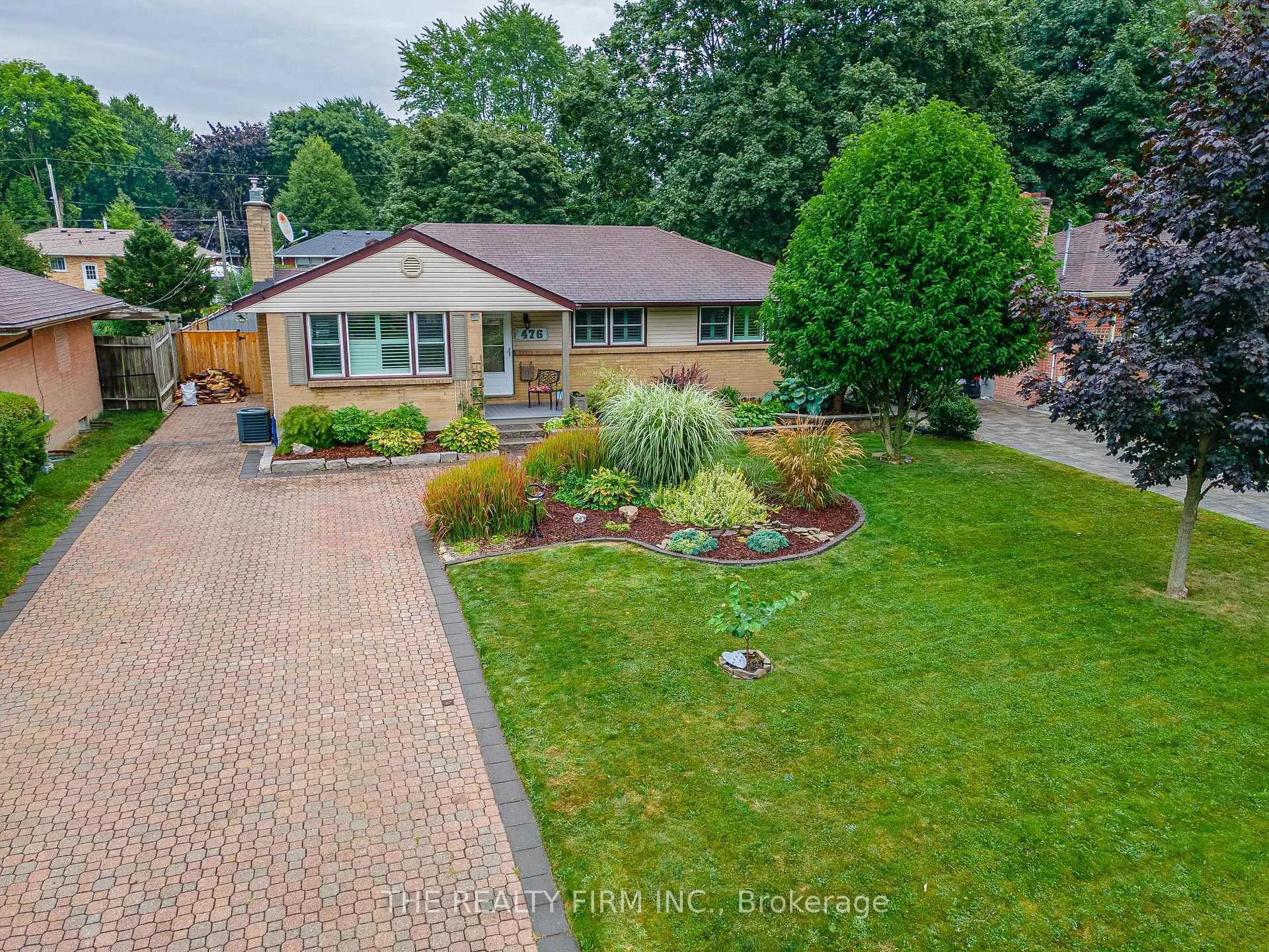 Photo 41 of 476 Blake Street, London, South K — HOMEH