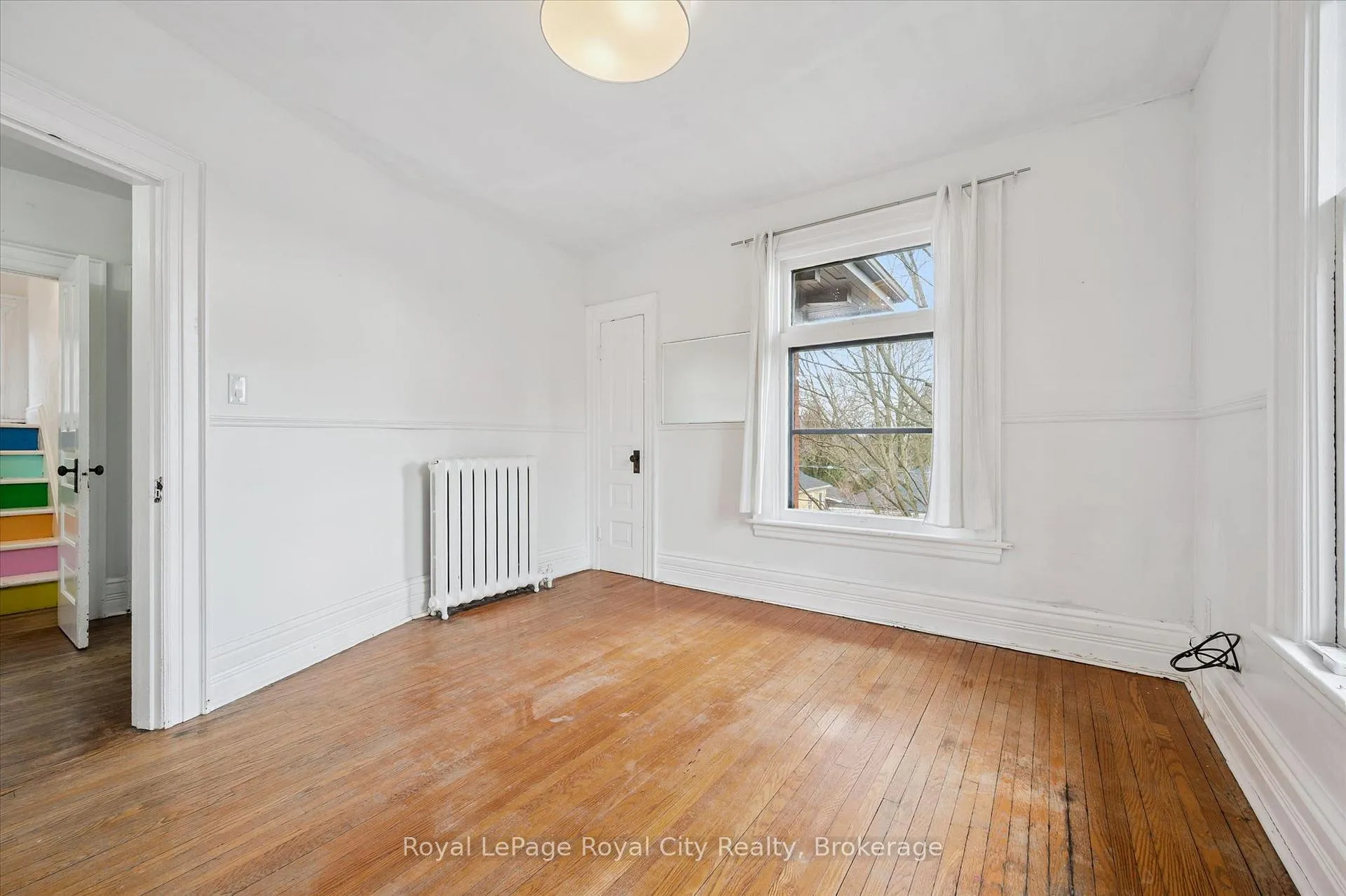 Photo 17 of Unit Upper, 467 Woolwich Street, Guelph, Exhibition Park — HOMEH