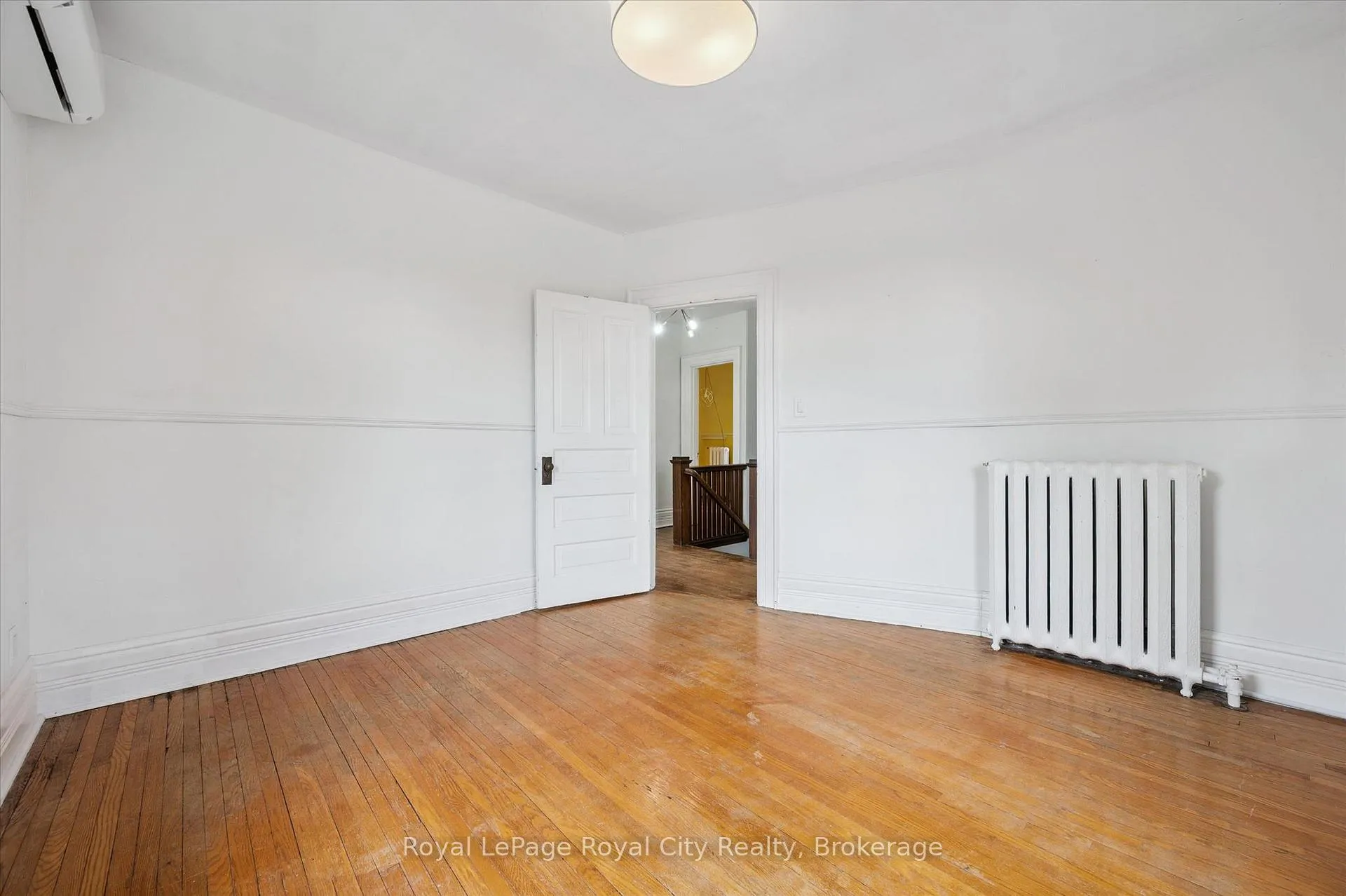 Photo 18 of Unit Upper, 467 Woolwich Street, Guelph, Exhibition Park — HOMEH
