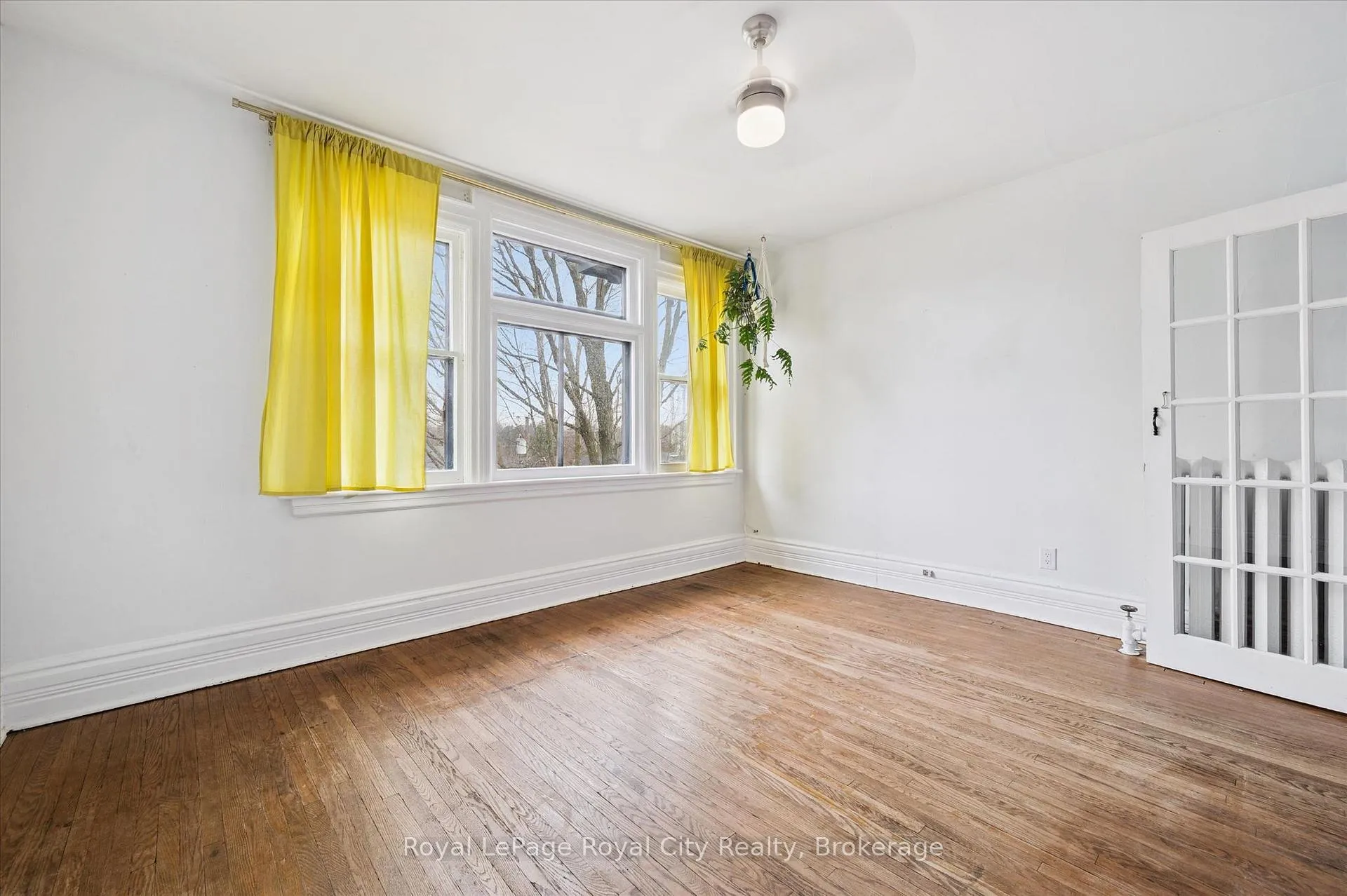Photo 22 of Unit Upper, 467 Woolwich Street, Guelph, Exhibition Park — HOMEH