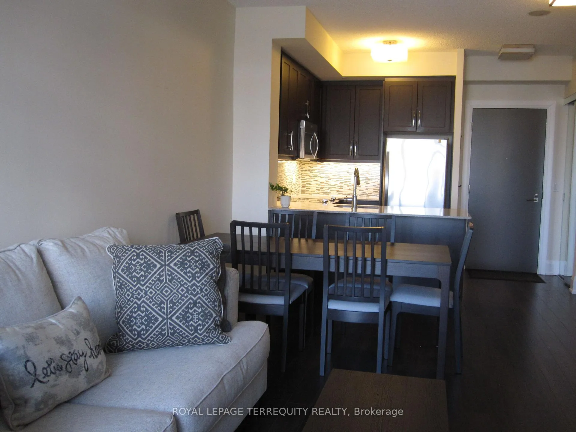 Photo 15 of Unit 1011, 1 Old Mill Drive, Toronto, High Park-Swansea — HOMEH