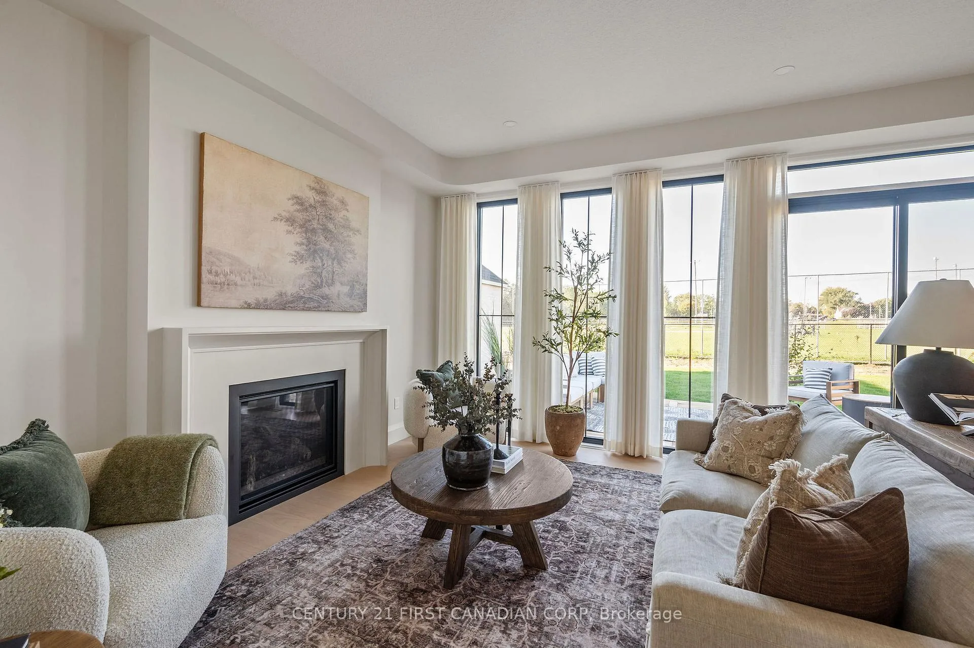 Photo 4 of 212 Foxborough Place, Thames Centre, Thorndale — HOMEH