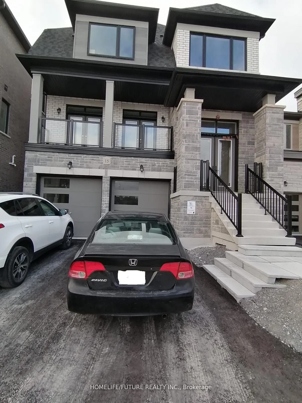 Front of Unit 15, 400 Finch Avenue