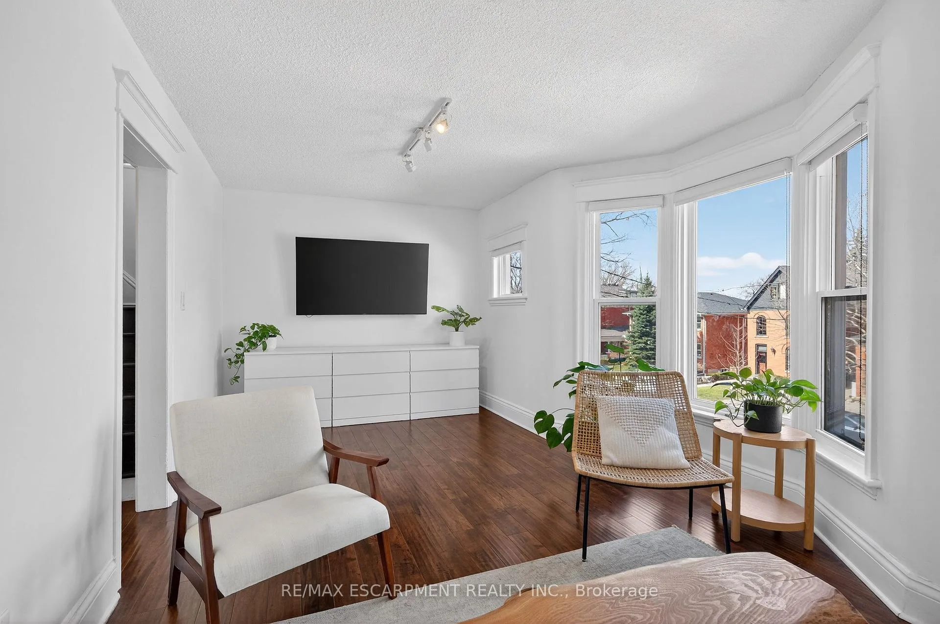 Photo 21 of 33 Homewood Avenue, Hamilton, Kirkendall — HOMEH
