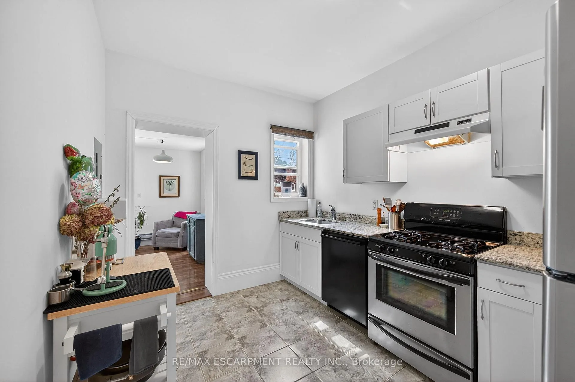 Photo 28 of 33 Homewood Avenue, Hamilton, Kirkendall — HOMEH
