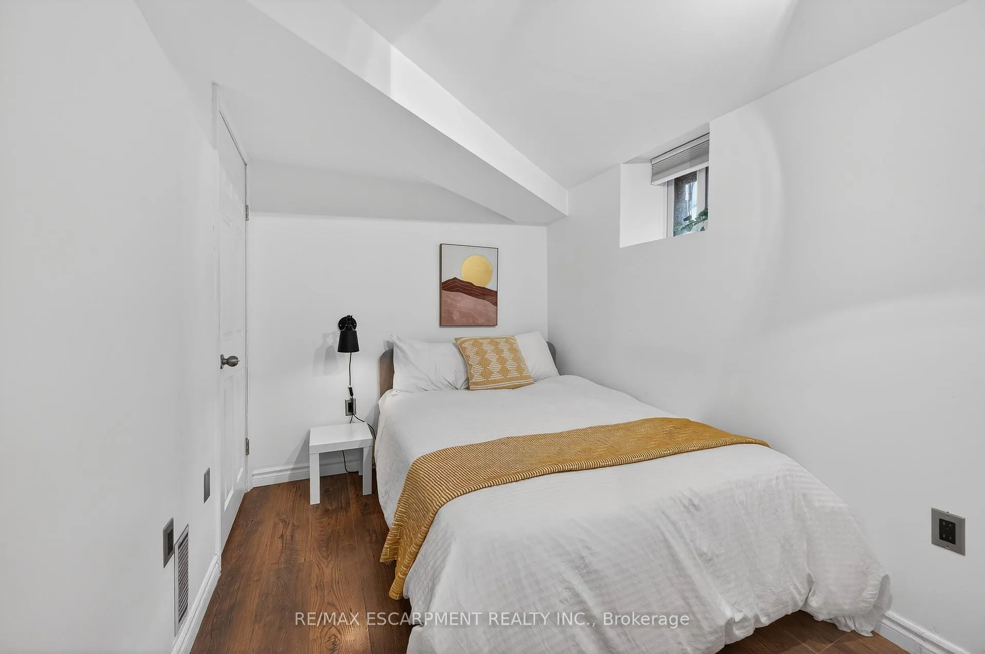 Photo 35 of 33 Homewood Avenue, Hamilton, Kirkendall — HOMEH