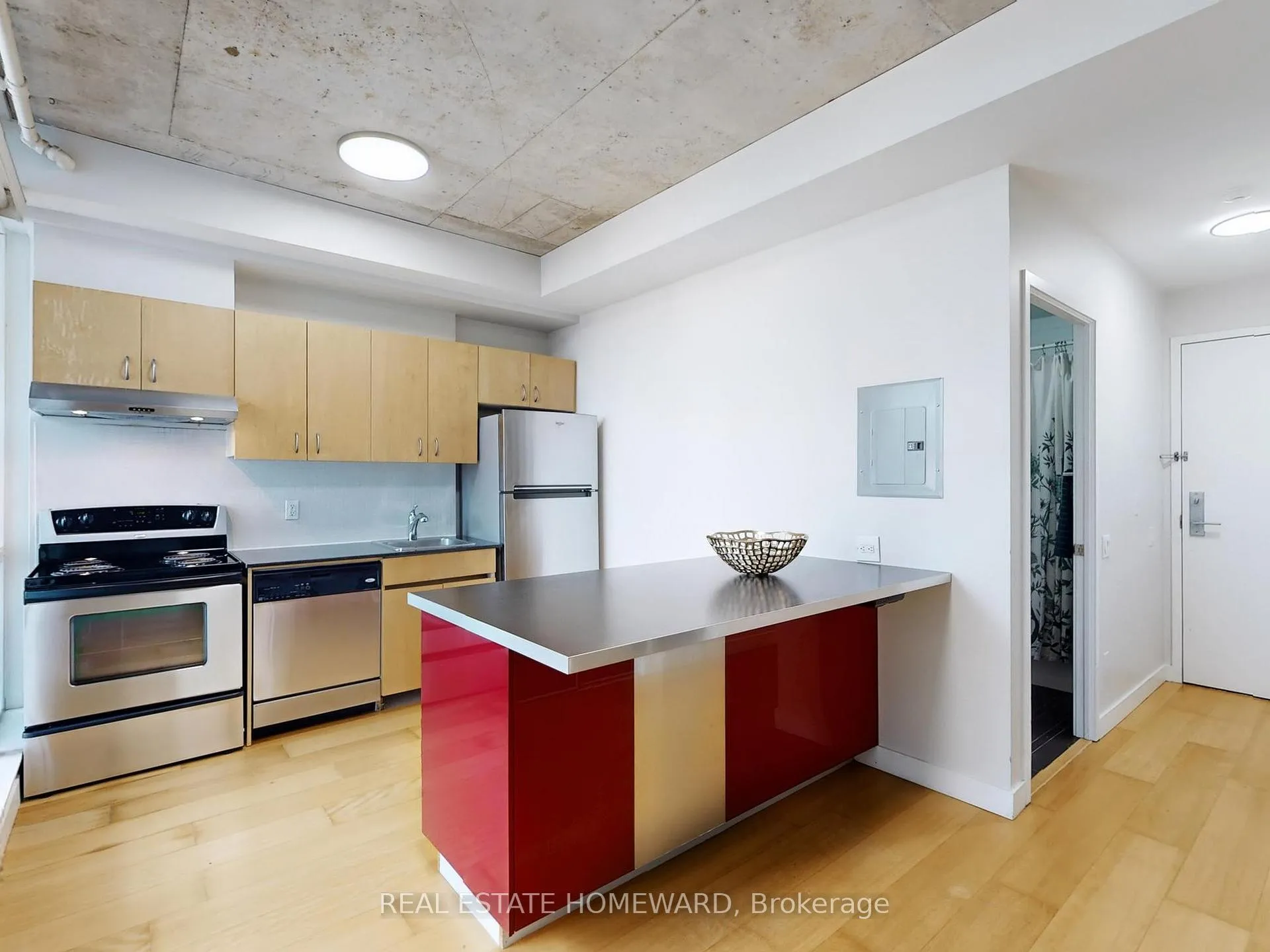 Photo 4 of Unit 601, 38 Niagara Street, Toronto, Waterfront Communities — HOMEH
