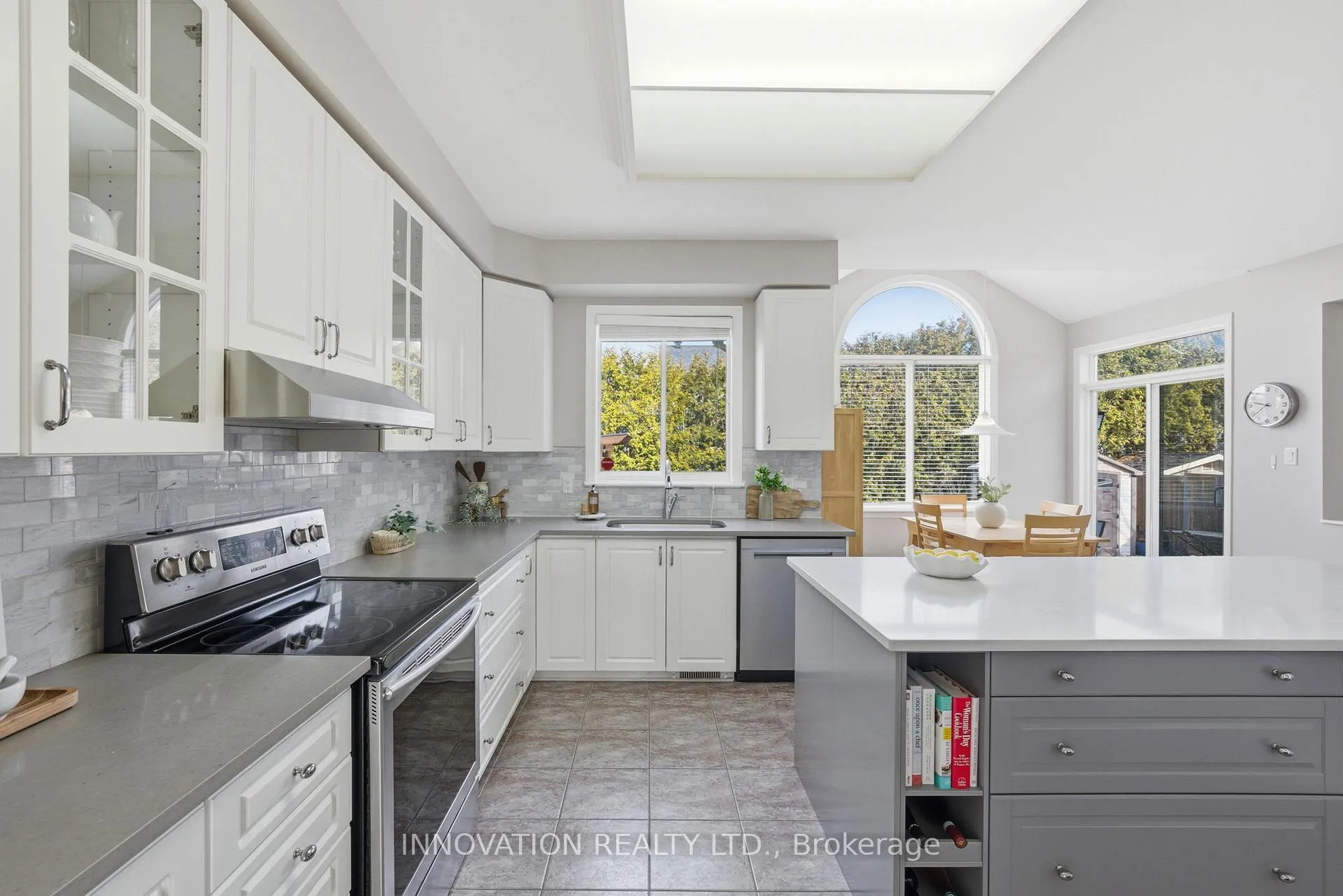 Photo 12 of 31 Greenhaven Crescent, Ottawa, Stittsville (South) — HOMEH