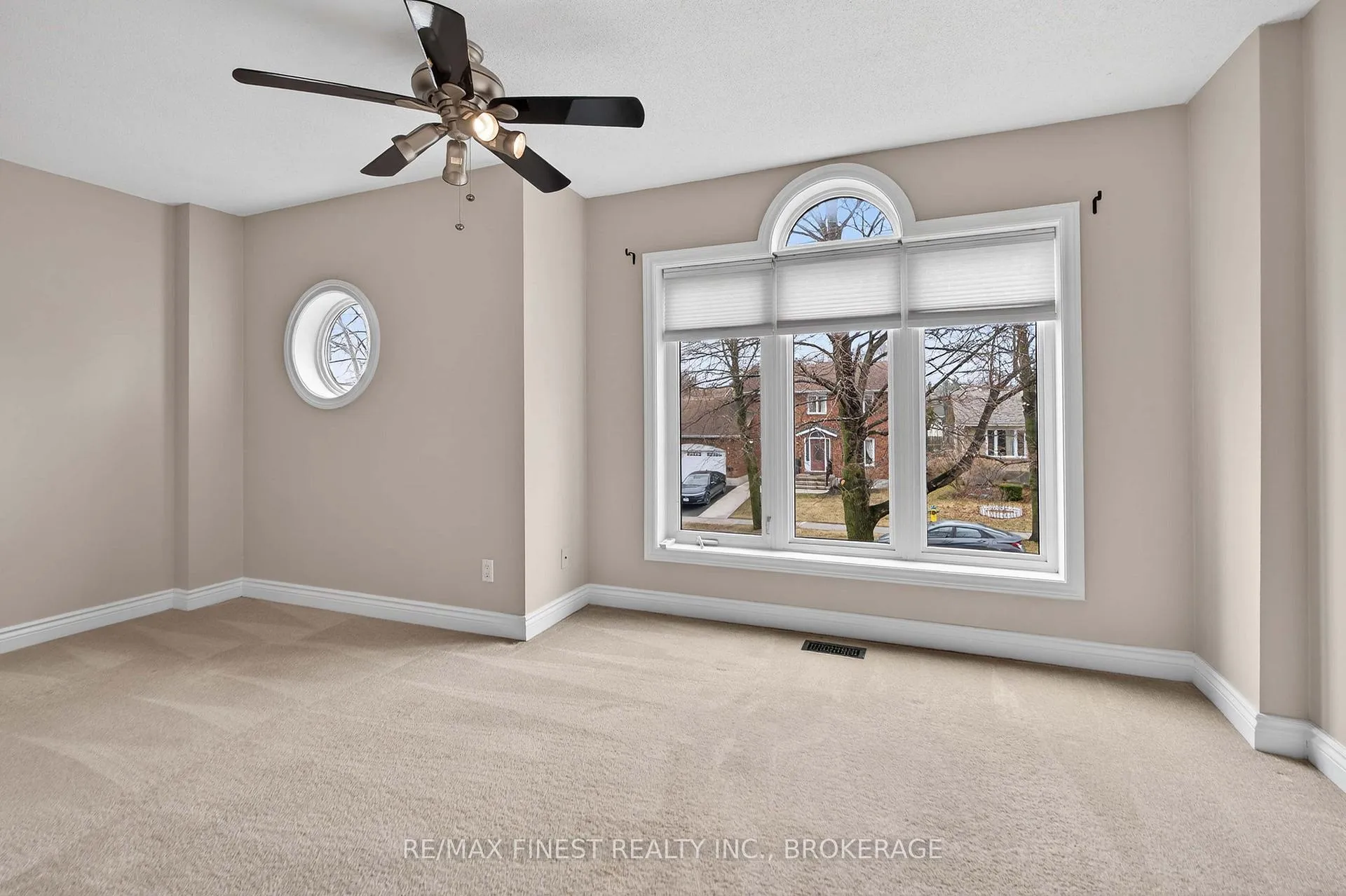 Photo 20 of 34 Loradean Crescent, Kingston, Kingston East (Incl Barret Crt) — HOMEH
