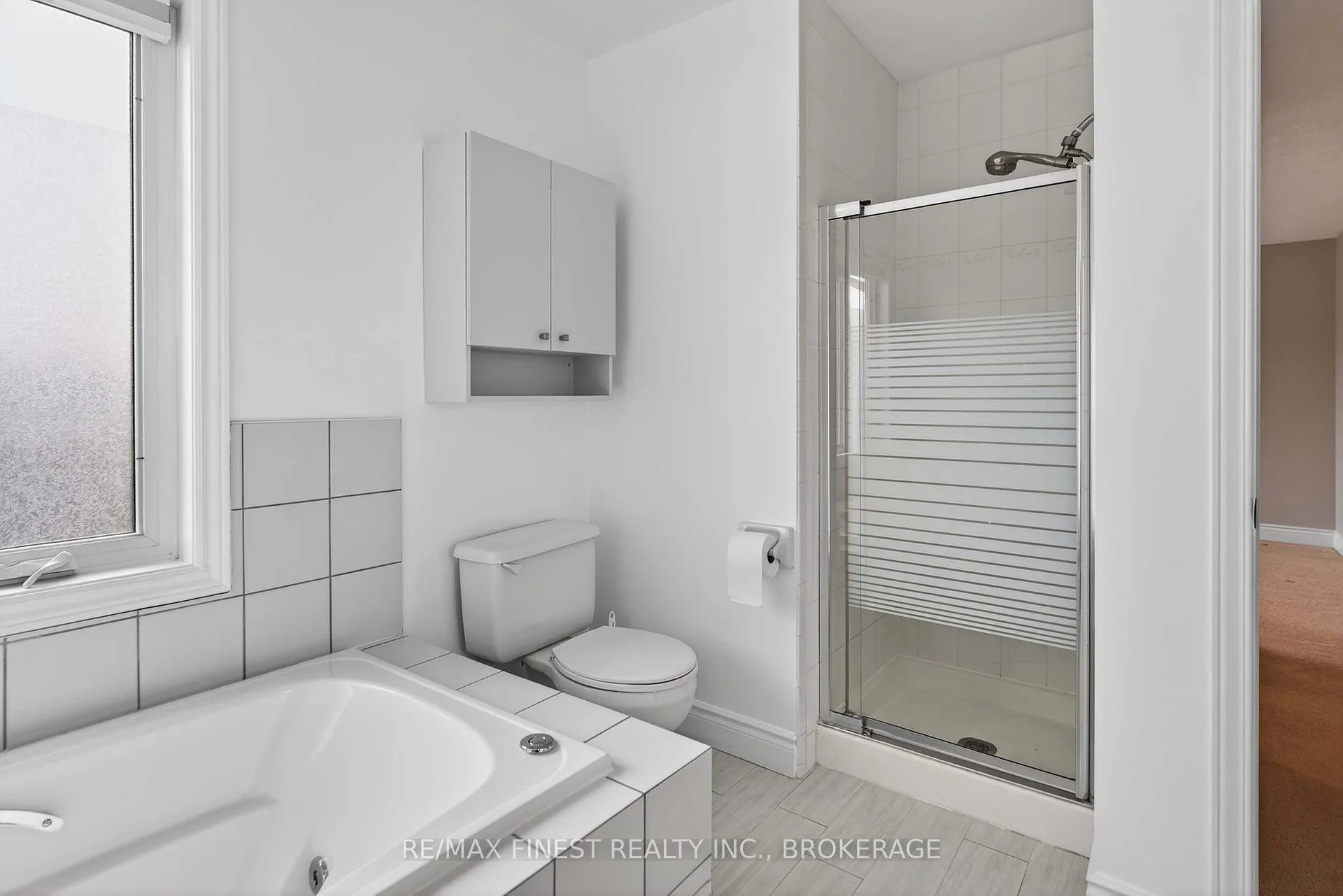Photo 22 of 34 Loradean Crescent, Kingston, Kingston East (Incl Barret Crt) — HOMEH