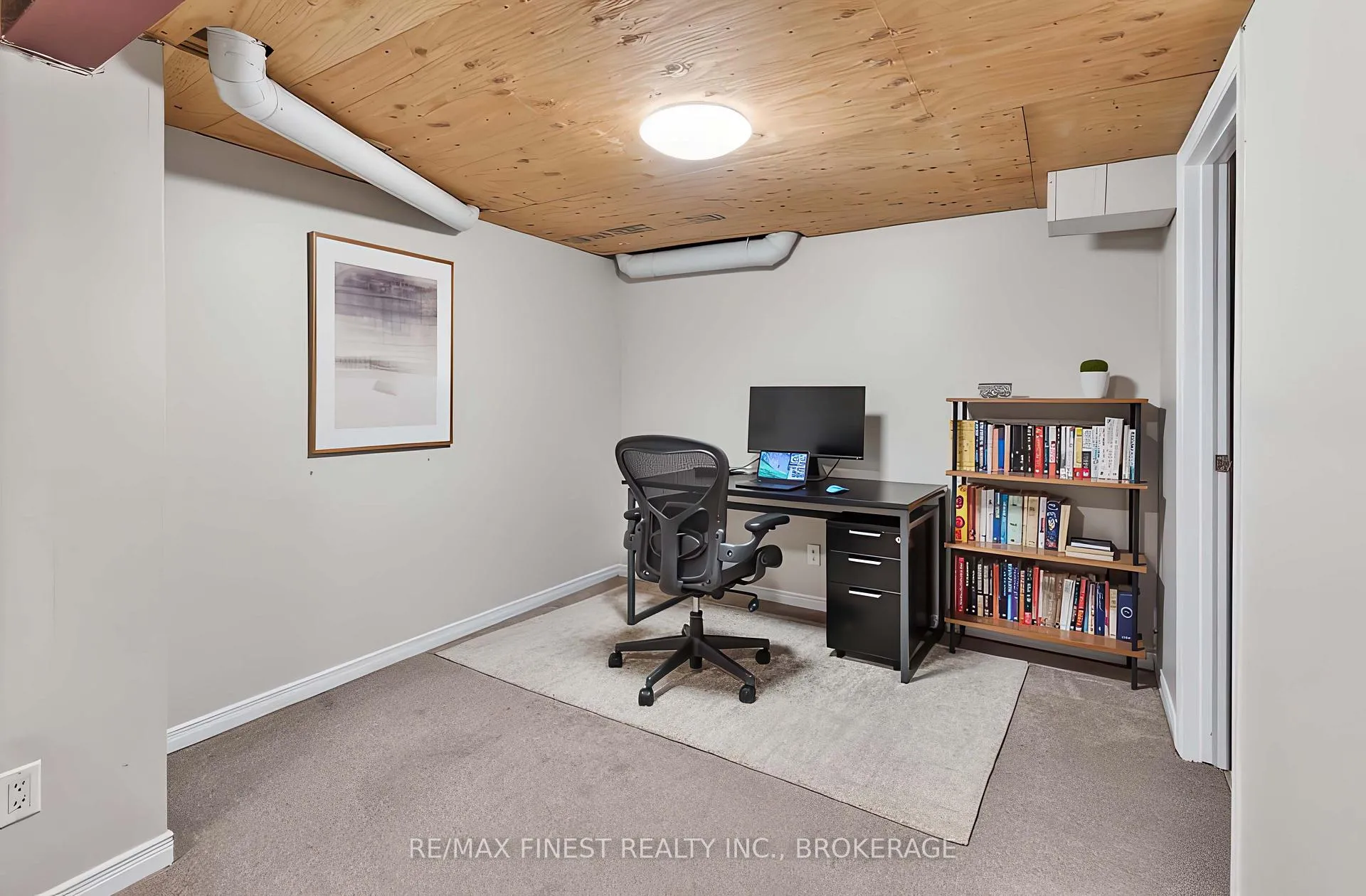 Photo 37 of 34 Loradean Crescent, Kingston, Kingston East (Incl Barret Crt) — HOMEH
