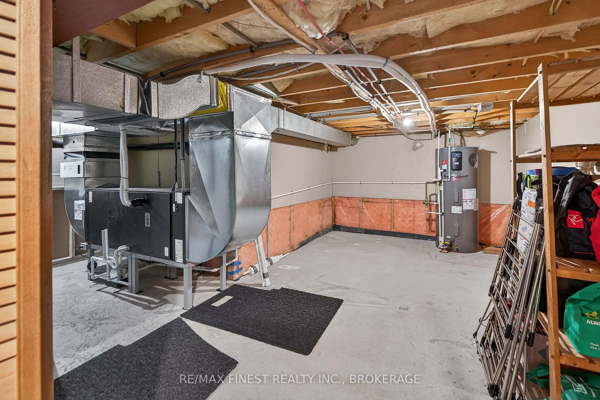 Photo 39 of 34 Loradean Crescent, Kingston, Kingston East (Incl Barret Crt) — HOMEH