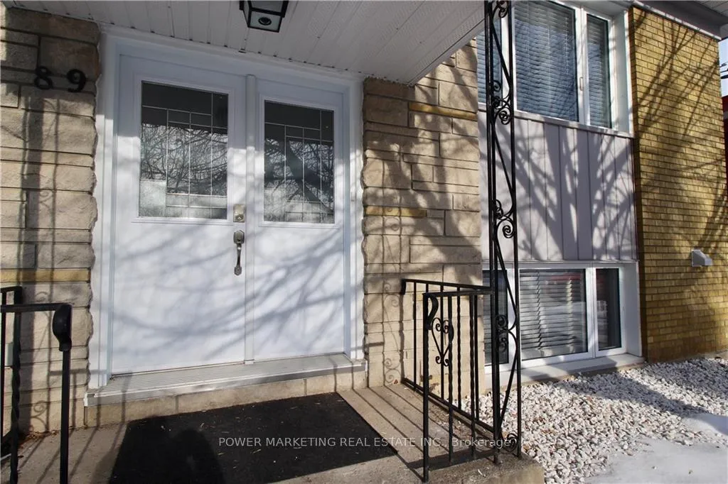 Photo 2 of Unit A, 89 Carillon Street, Ottawa, Vanier — HOMEH