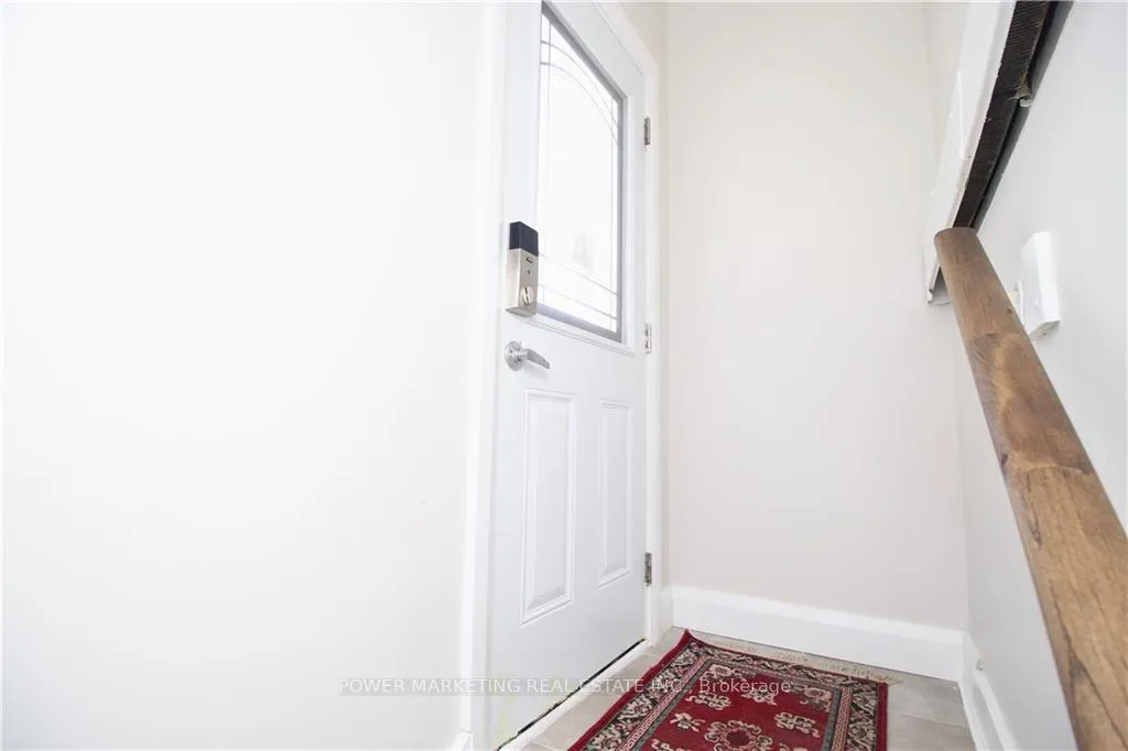 Photo 4 of Unit A, 89 Carillon Street, Ottawa, Vanier — HOMEH