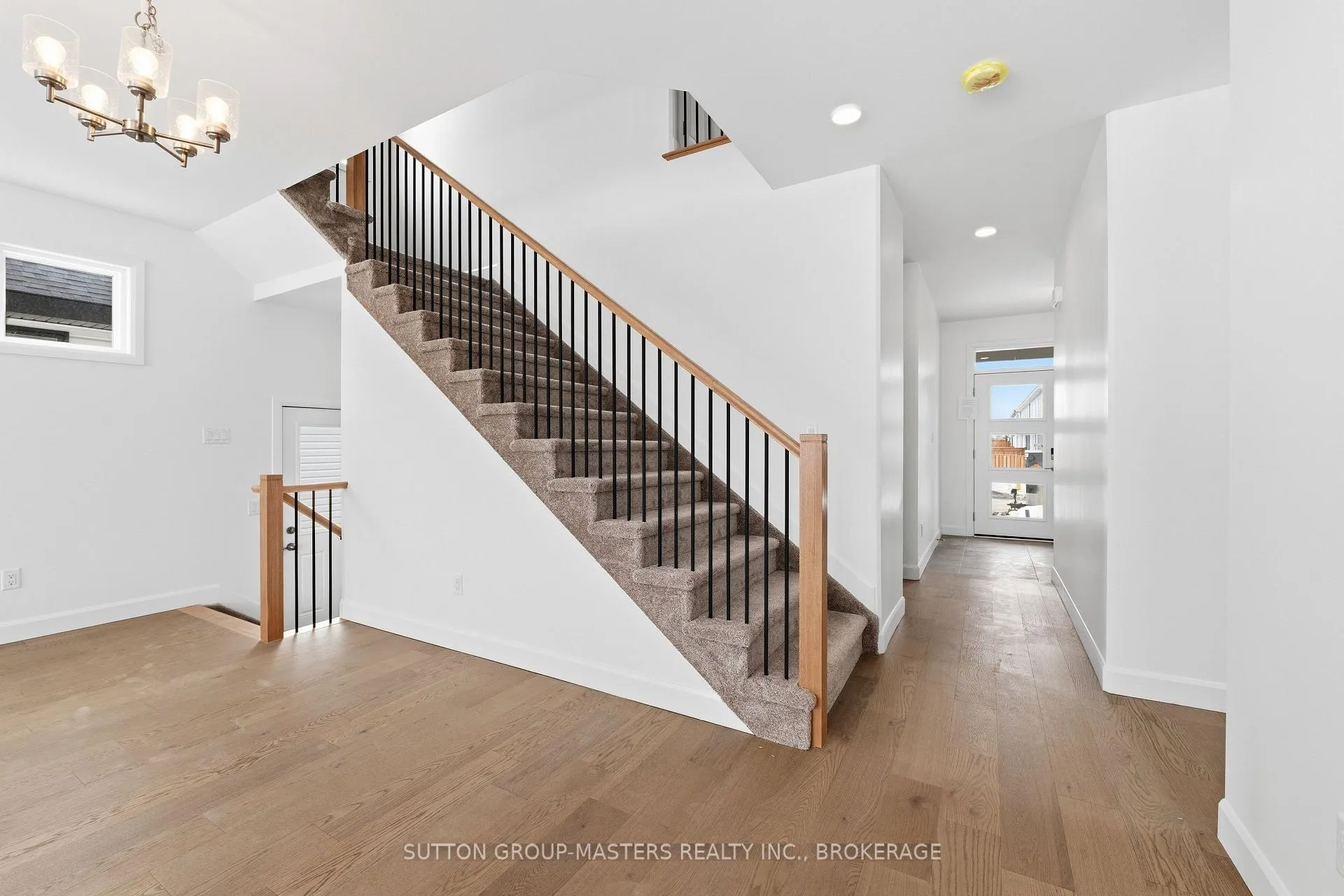 Photo 18 of 253 Pratt Drive, Loyalist, Amherstview — HOMEH