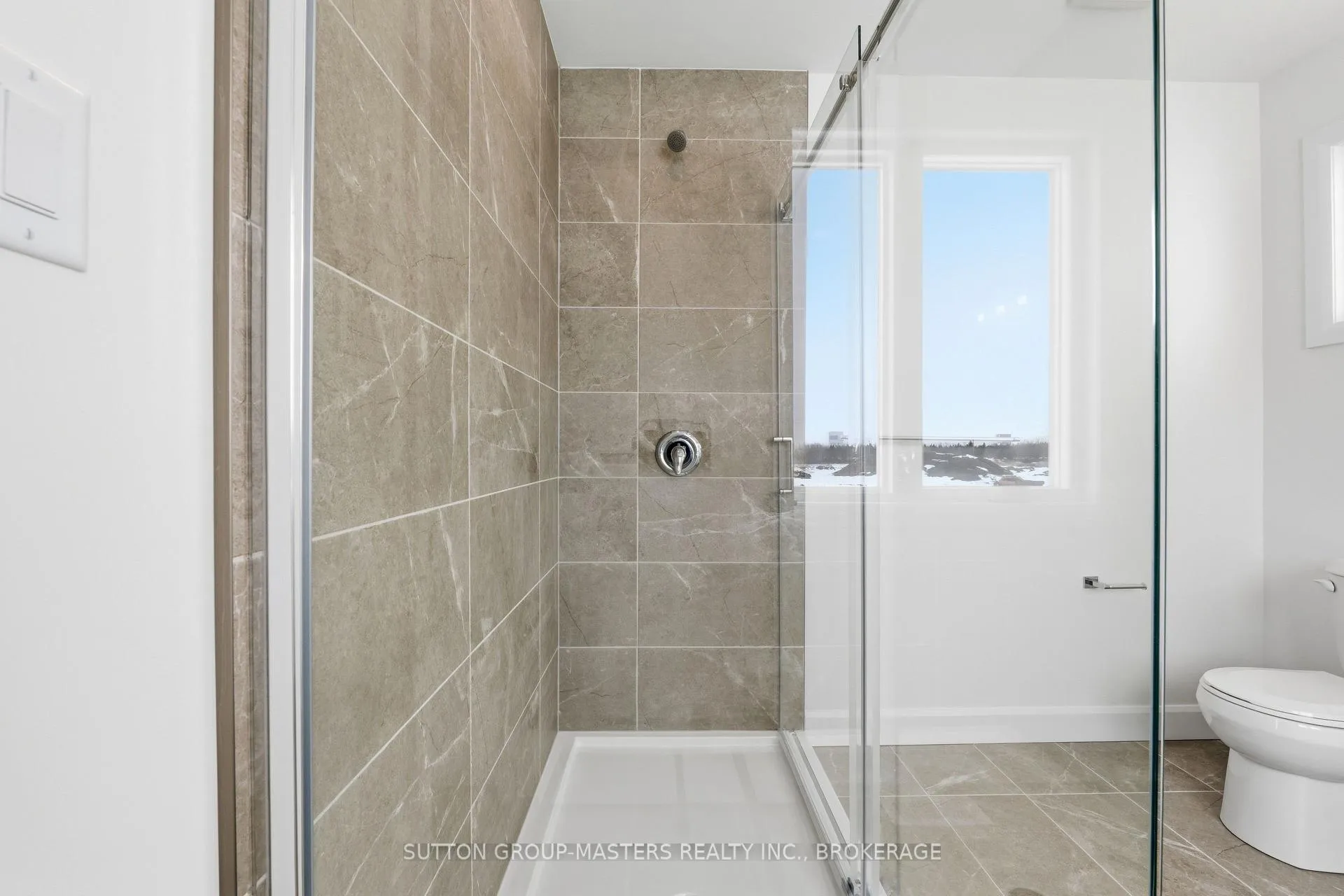 Photo 27 of 253 Pratt Drive, Loyalist, Amherstview — HOMEH