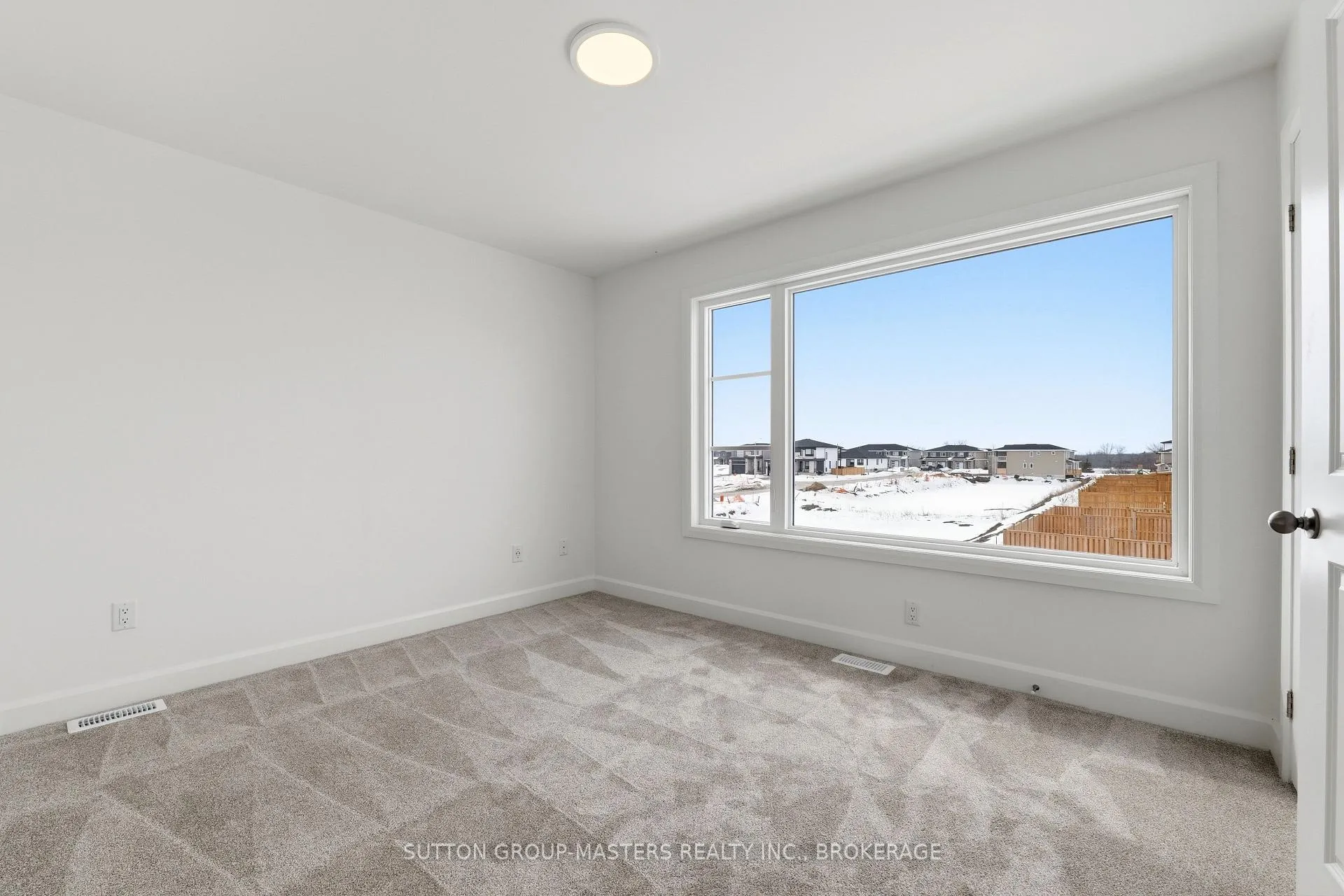 Photo 34 of 253 Pratt Drive, Loyalist, Amherstview — HOMEH
