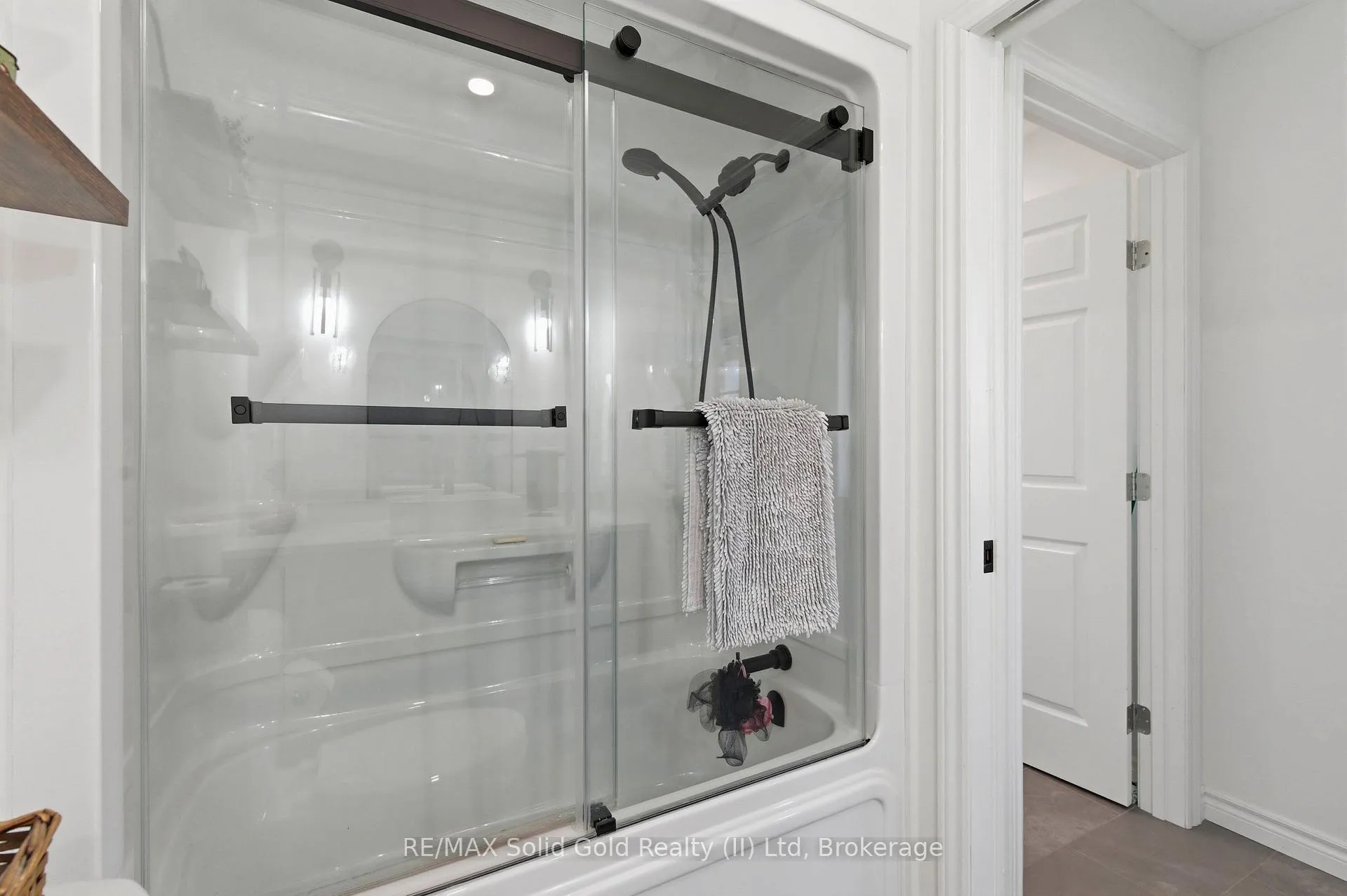 Photo 9 of 1804 Road 138, Perth South, Blanshard — HOMEH