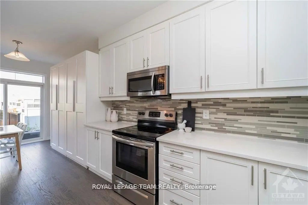 Photo 11 of 629 Monardia Way, Ottawa, Avalon West — HOMEH