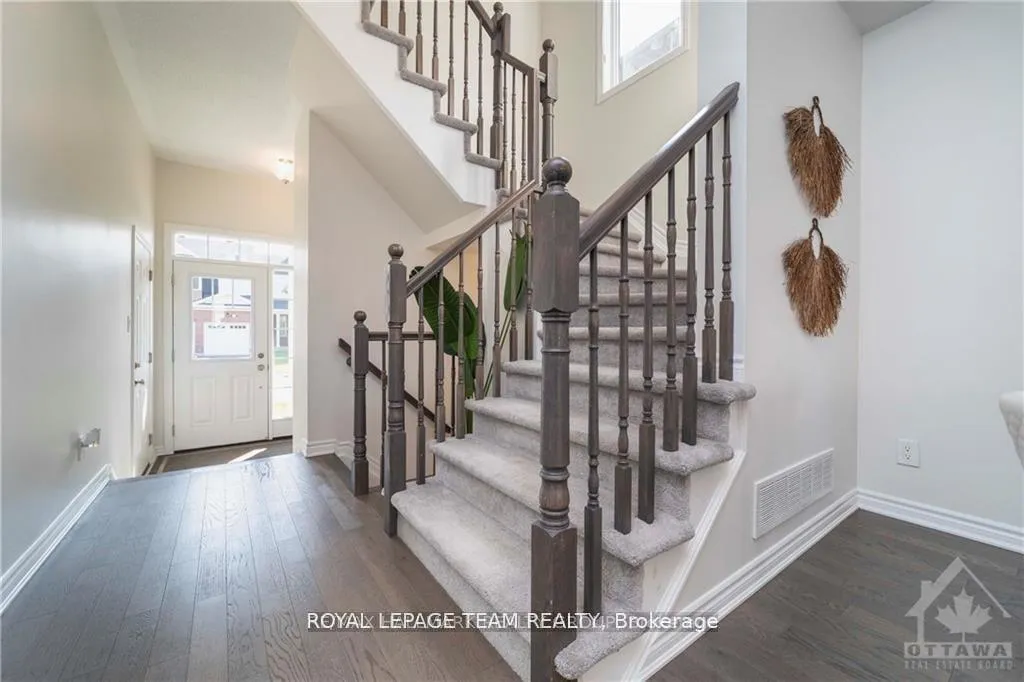 Photo 15 of 629 Monardia Way, Ottawa, Avalon West — HOMEH