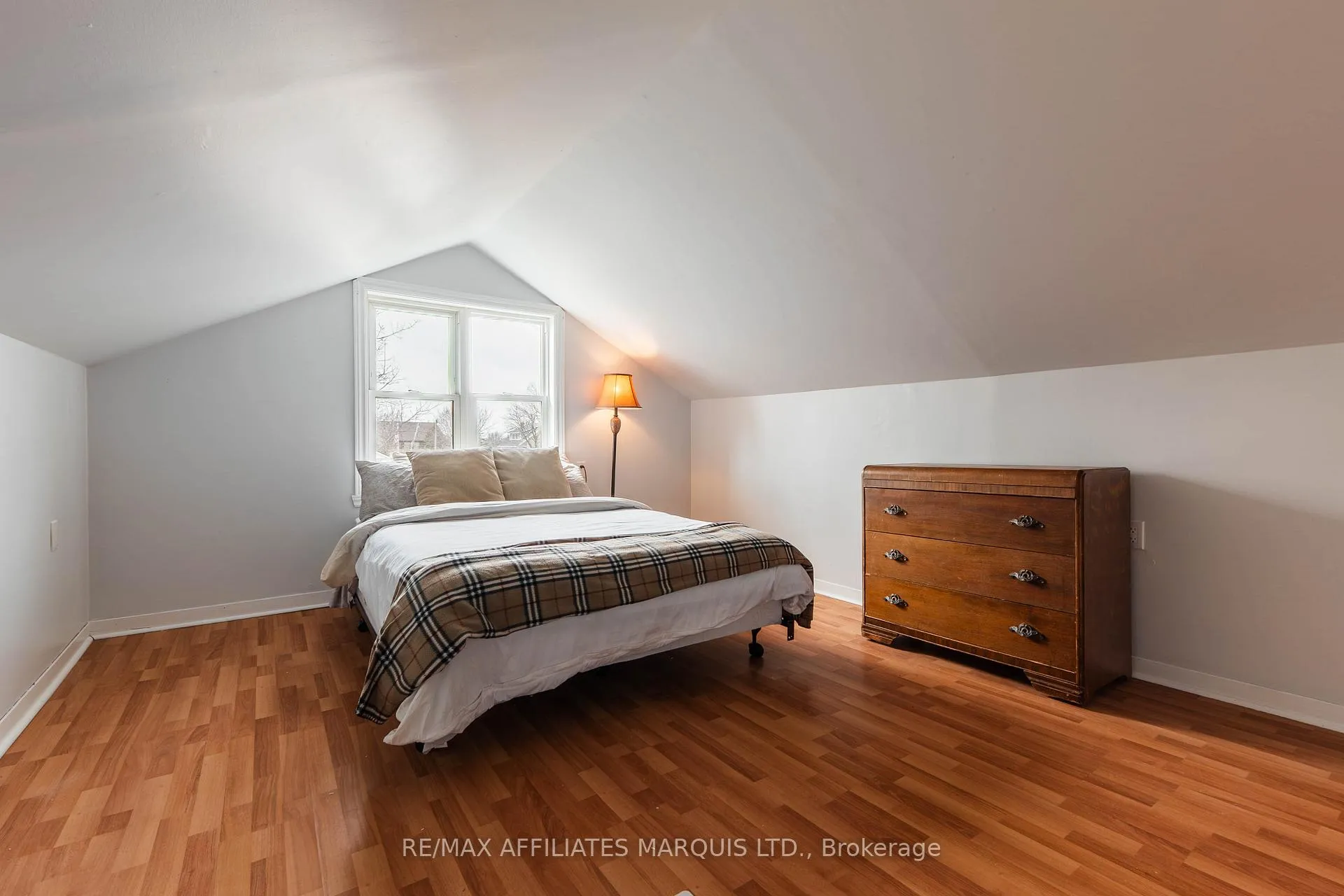 Photo 34 of 40 Bethune Avenue, South Stormont, Long Sault — HOMEH