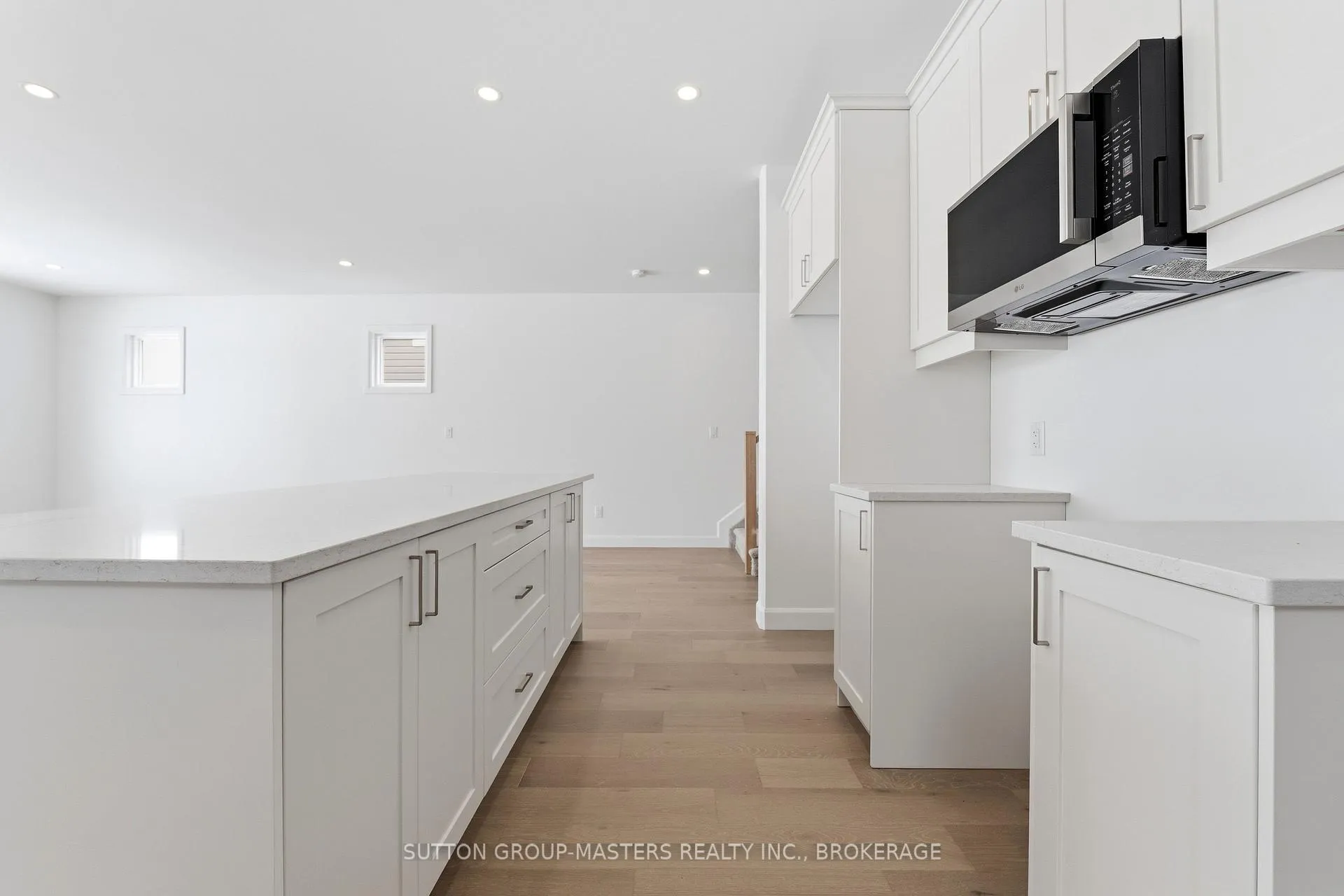 Photo 13 of 255 Pratt Drive, Loyalist, Amherstview — HOMEH
