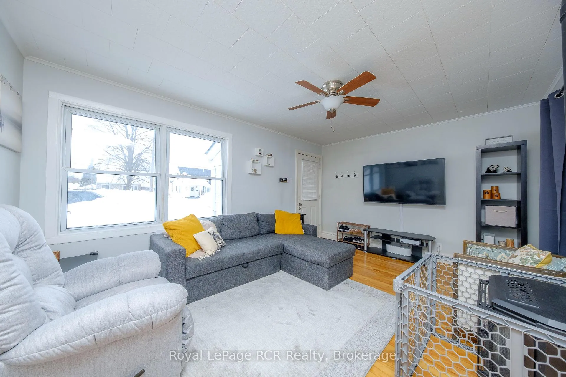 Photo 6 of 785 6th 'A' Street E, Owen Sound — HOMEH