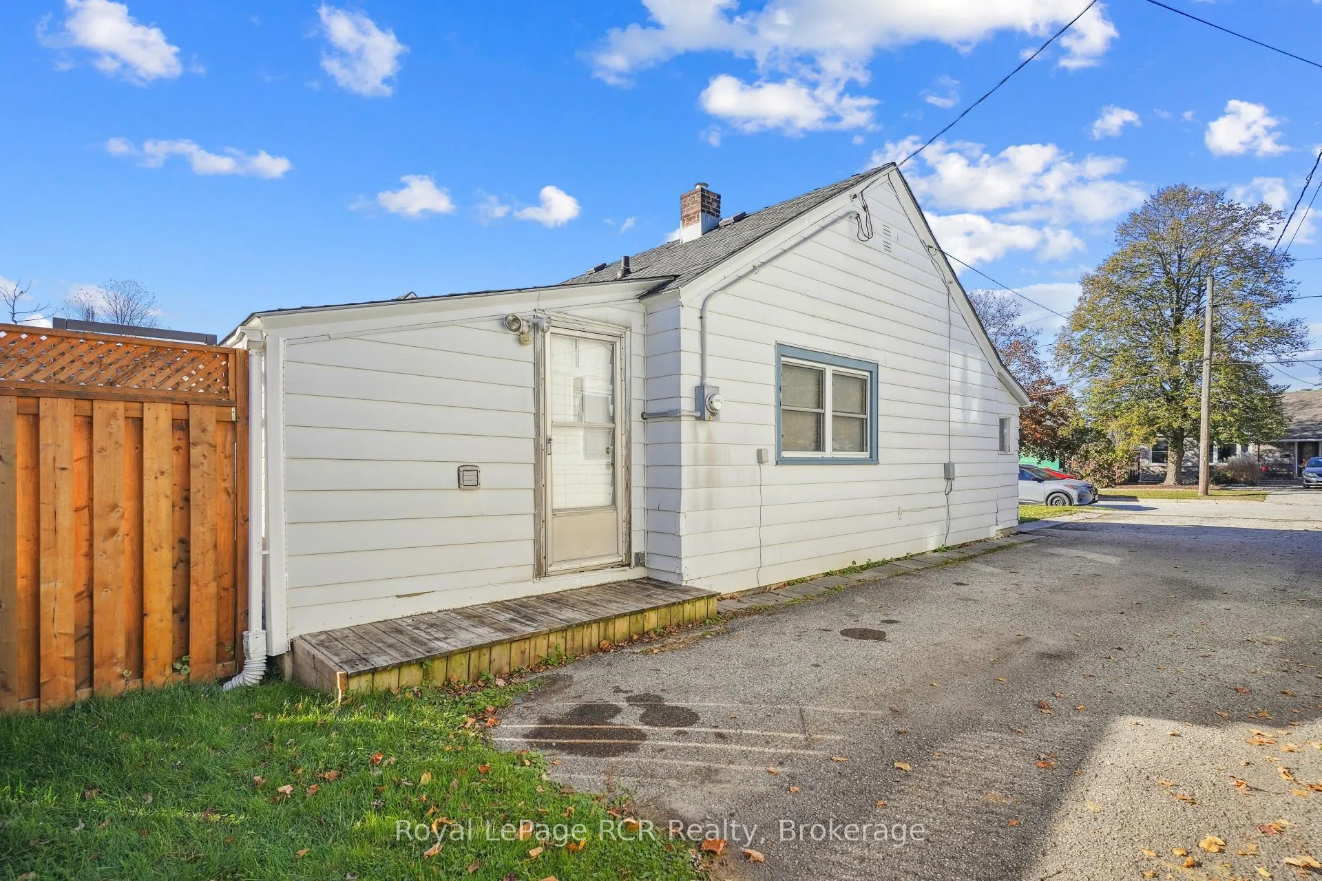 Photo 15 of 785 6th 'A' Street E, Owen Sound — HOMEH