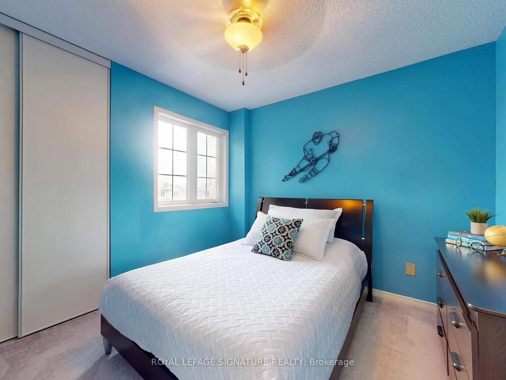 Photo 24 of 1070 Summitview Crescent, Oshawa, Pinecrest — HOMEH