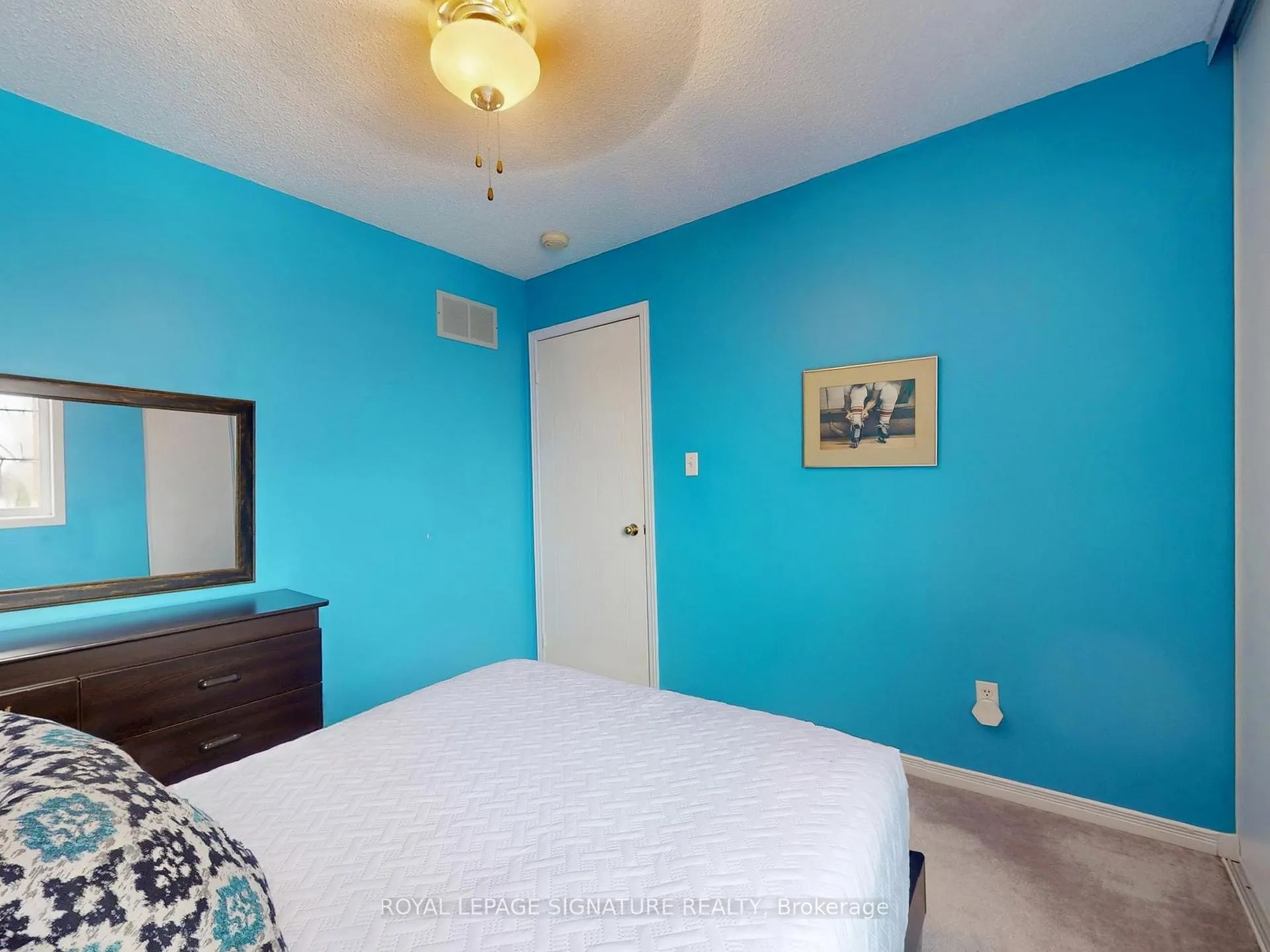 Photo 25 of 1070 Summitview Crescent, Oshawa, Pinecrest — HOMEH
