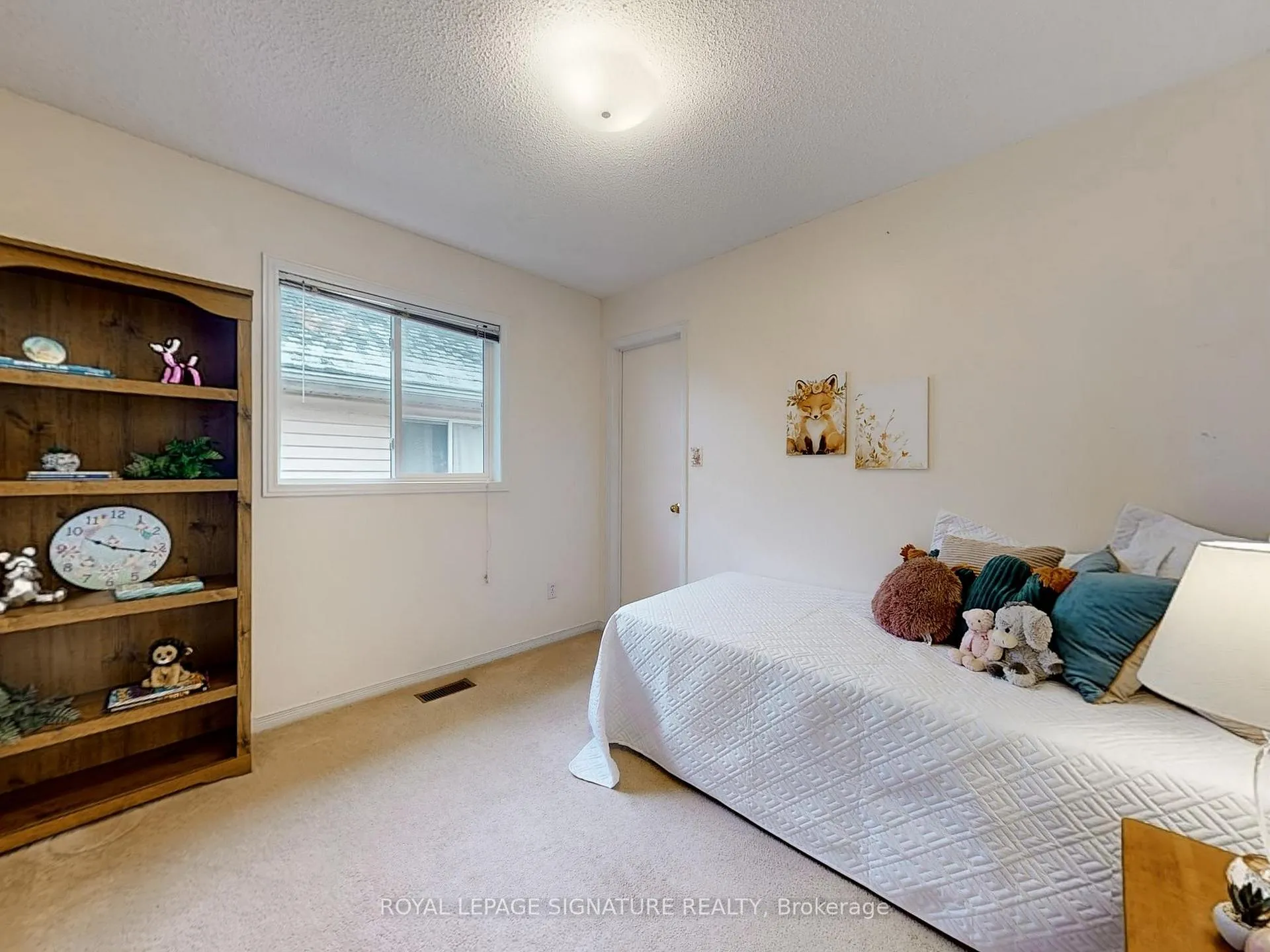 Photo 26 of 1070 Summitview Crescent, Oshawa, Pinecrest — HOMEH