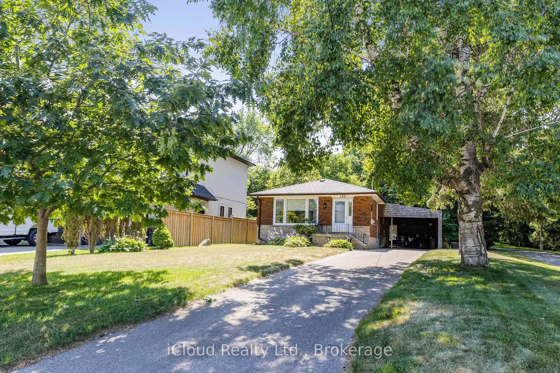 Photo 2 of 192 Beechgrove Drive, Scarborough, West Hill — HOMEH