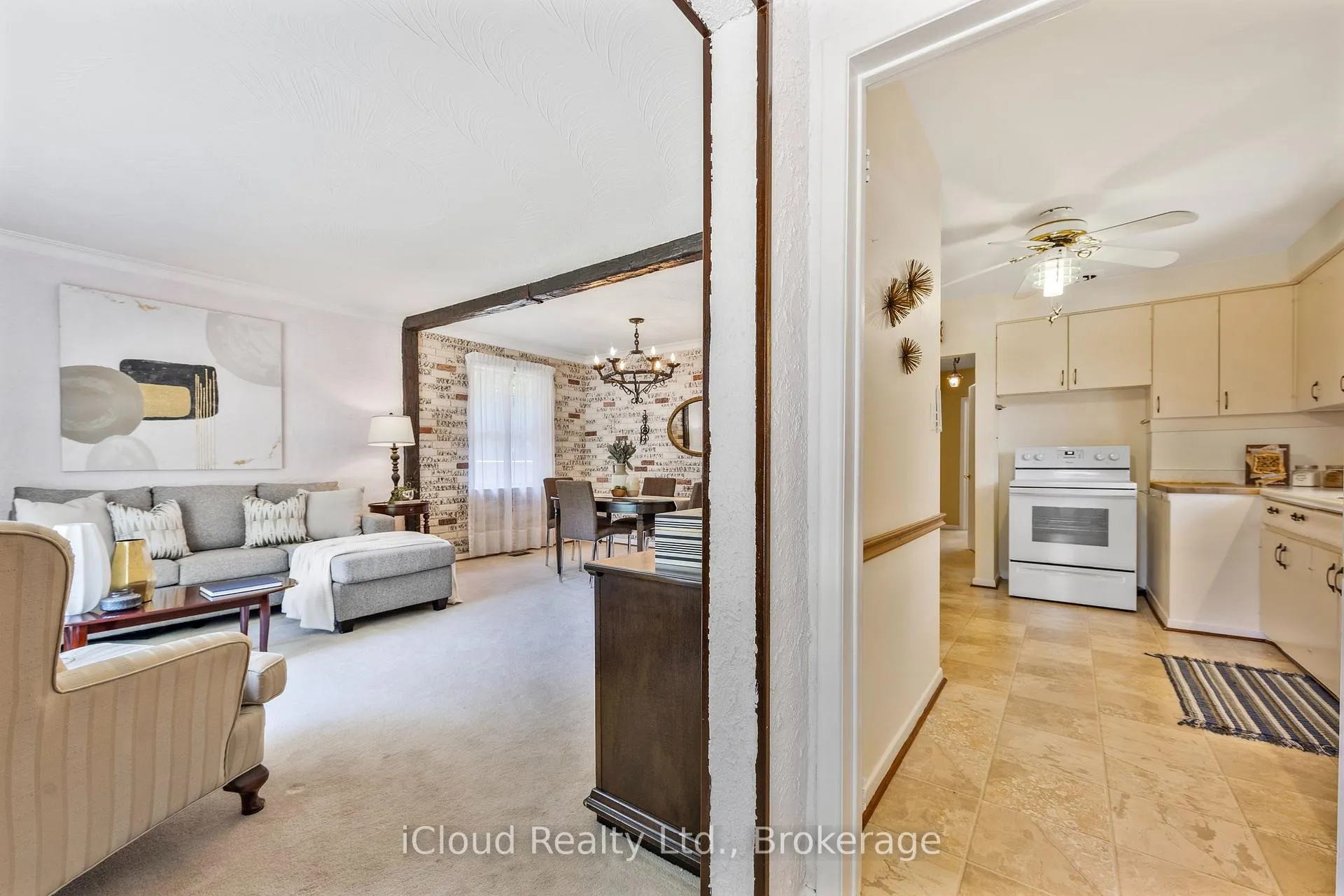 Photo 7 of 192 Beechgrove Drive, Scarborough, West Hill — HOMEH