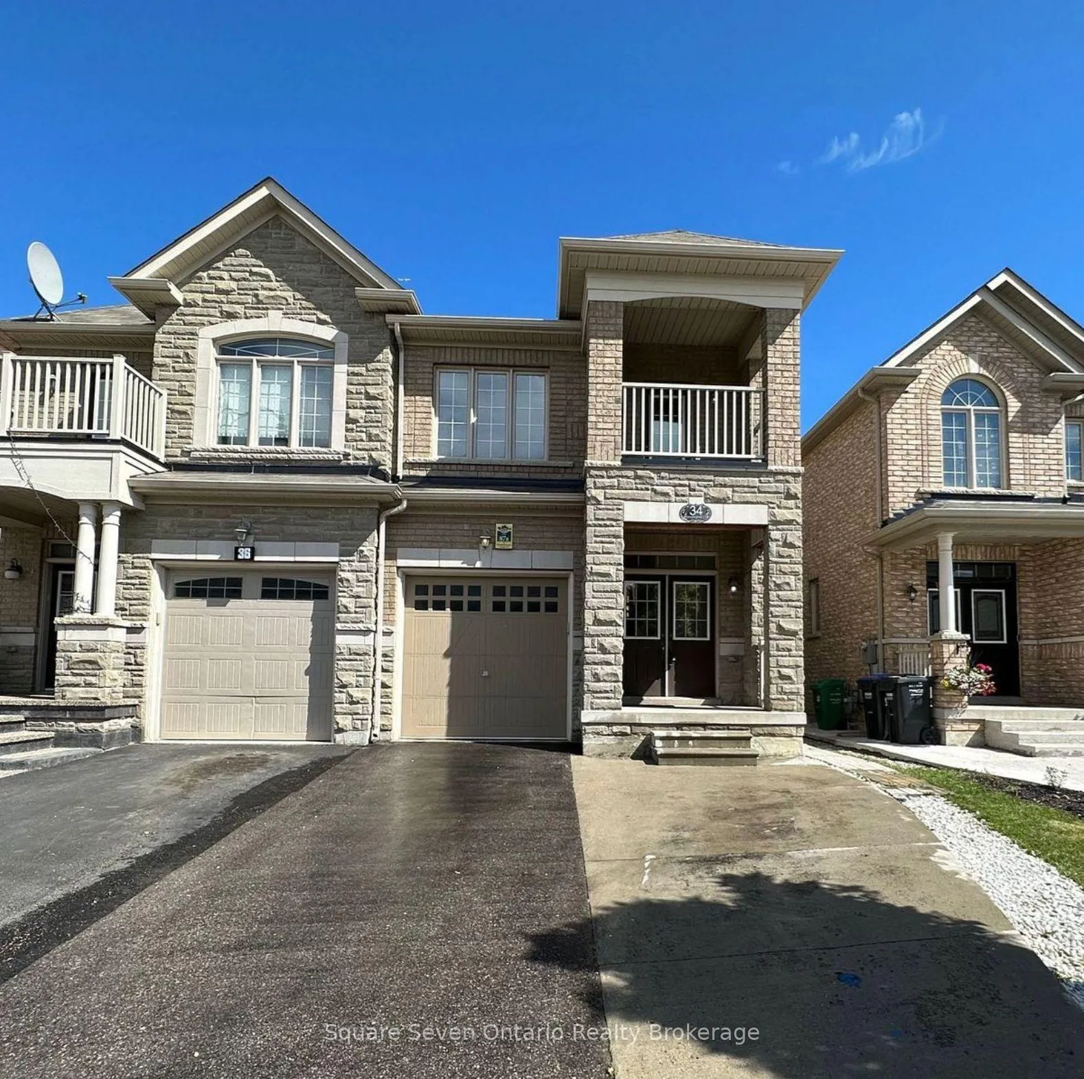 Photo 1 of Unit Upper Level, 34 Vanderpool Crescent, Brampton, Bram East — HOMEH