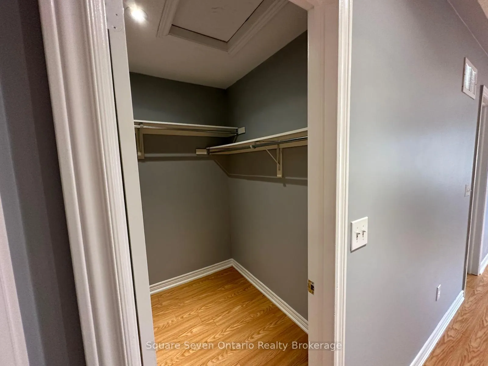 Photo 18 of Unit Upper Level, 34 Vanderpool Crescent, Brampton, Bram East — HOMEH