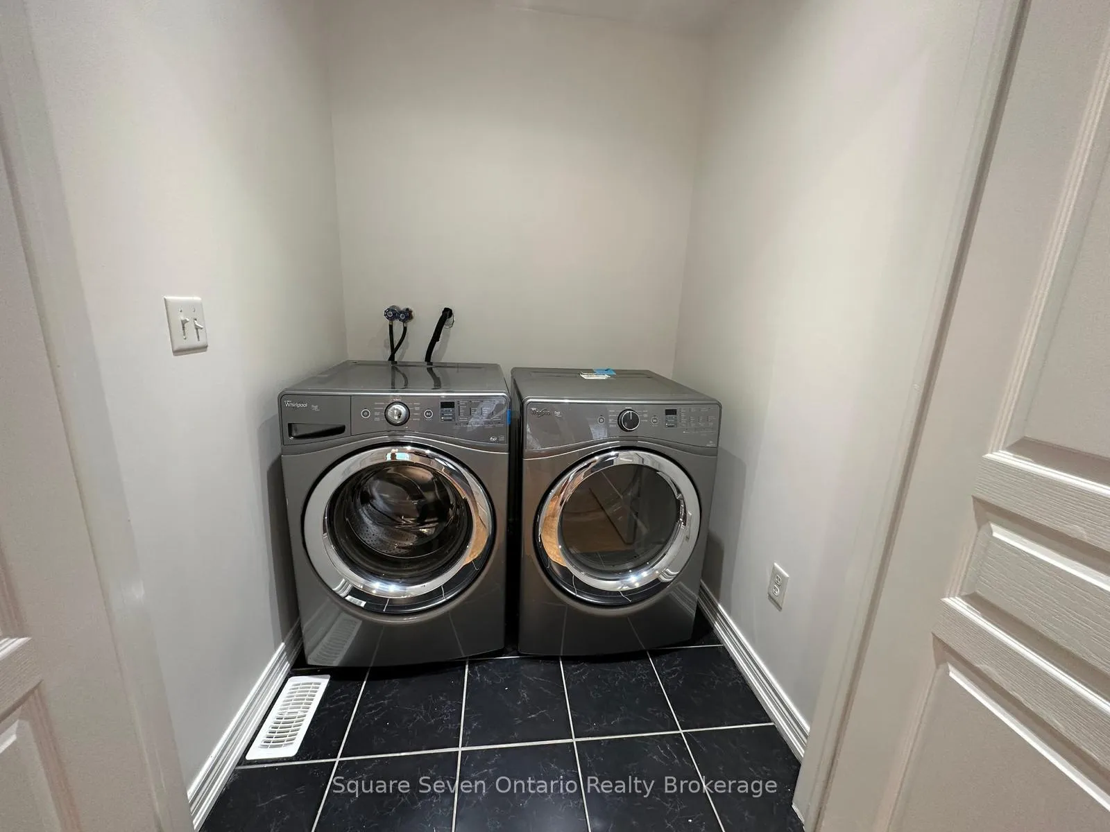 Photo 20 of Unit Upper Level, 34 Vanderpool Crescent, Brampton, Bram East — HOMEH