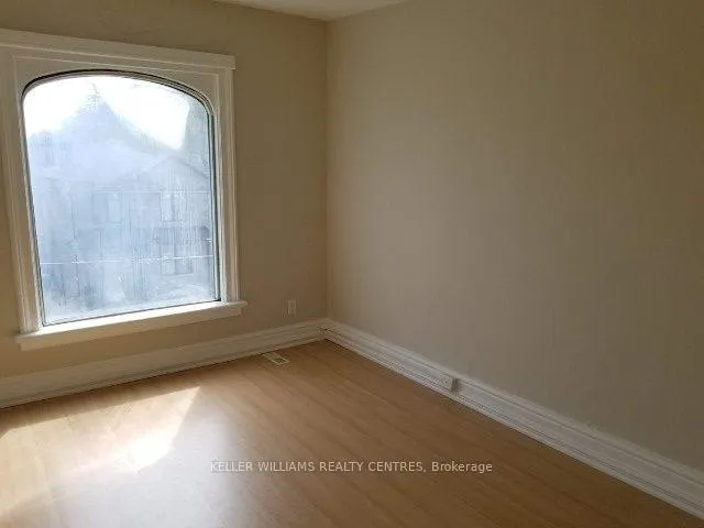 Photo 10 of 1226 Broadview Avenue, Toronto, Broadview North — HOMEH