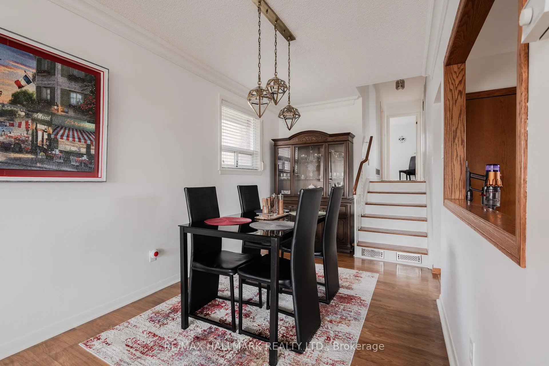 Photo 12 of 15 Dalton Place, Brampton, Southgate — HOMEH