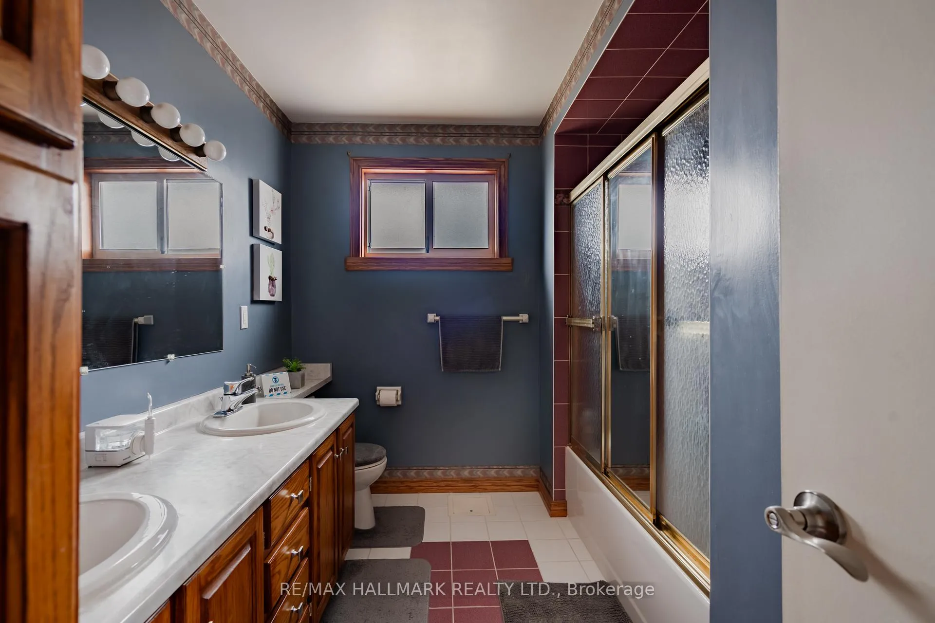 Photo 27 of 15 Dalton Place, Brampton, Southgate — HOMEH