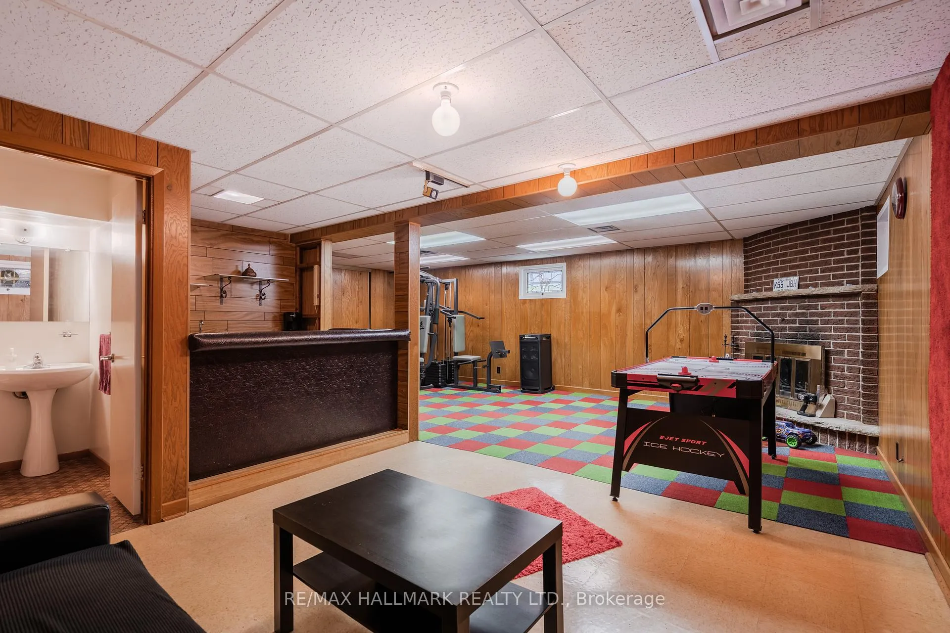 Photo 33 of 15 Dalton Place, Brampton, Southgate — HOMEH