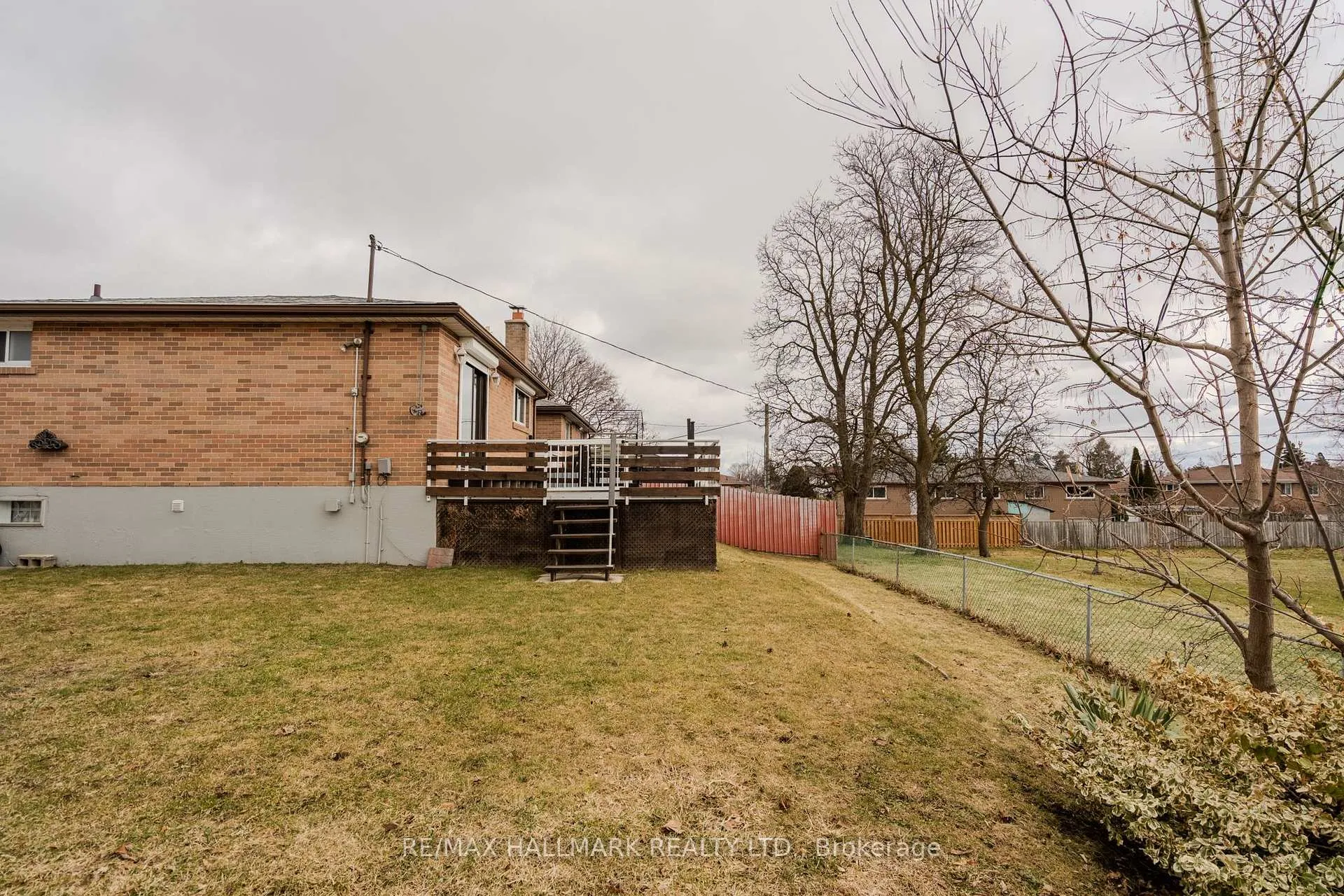 Photo 40 of 15 Dalton Place, Brampton, Southgate — HOMEH