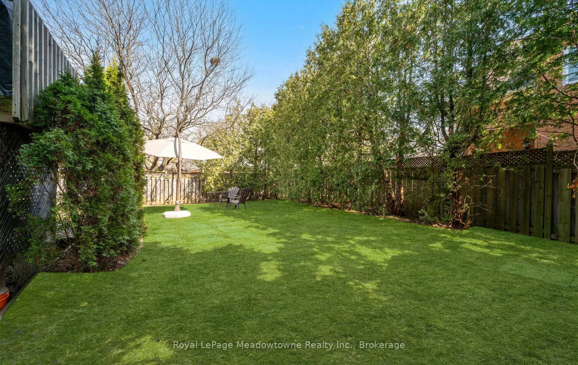 Photo 36 of 3 Houndtrail Drive, Hamilton, Waterdown — HOMEH