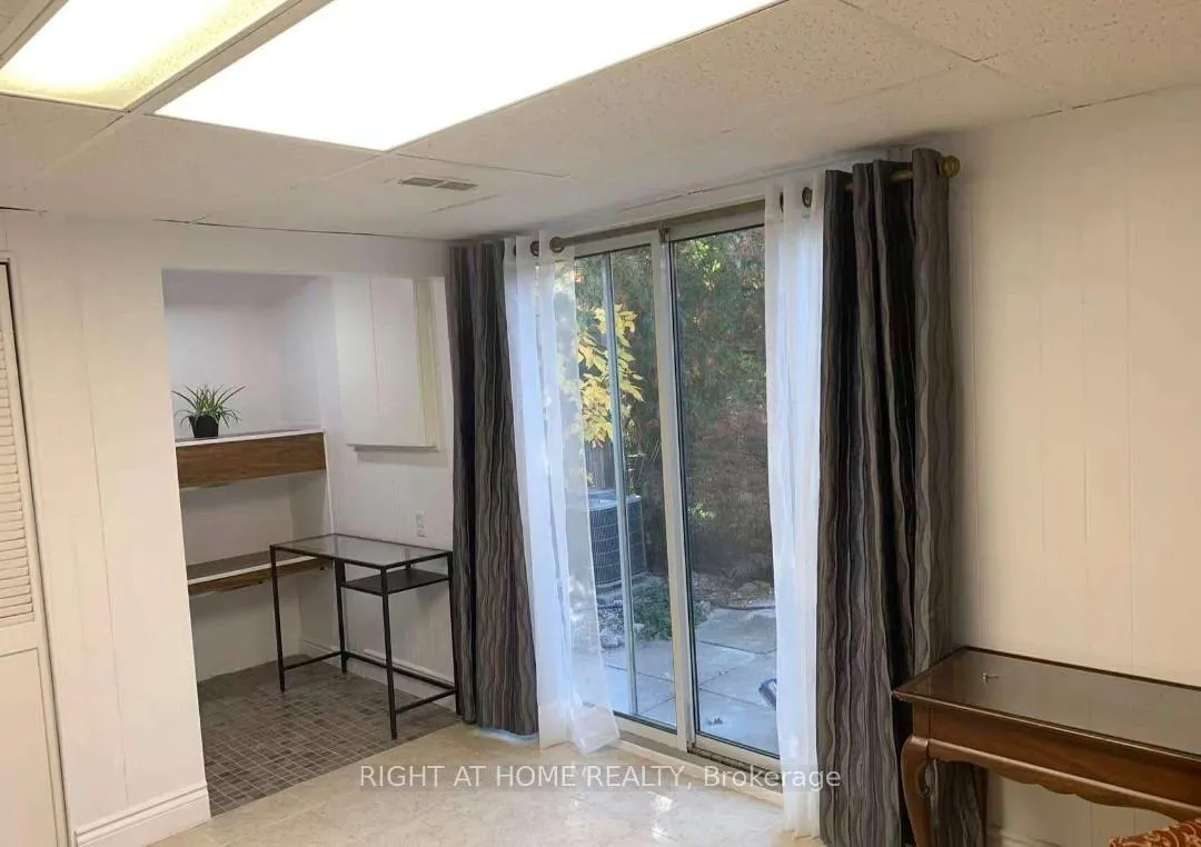 Photo 12 of Unit 164, 1974 John Street, Markham, Bayview Fairway-Bayview Country Club Estates — HOMEH