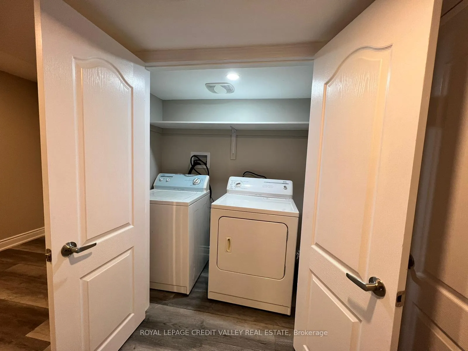 Photo 9 of 62 Eagleridge Drive, Brampton, Brampton North — HOMEH