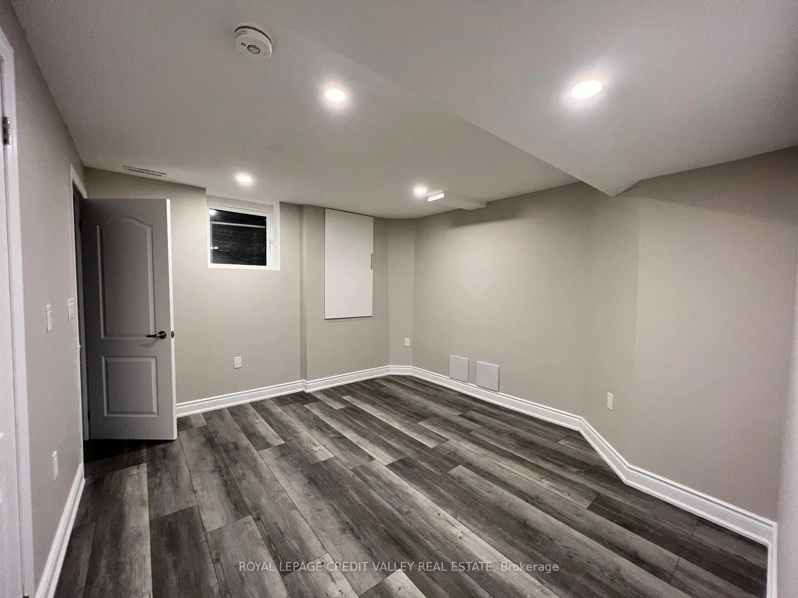 Photo 12 of 62 Eagleridge Drive, Brampton, Brampton North — HOMEH
