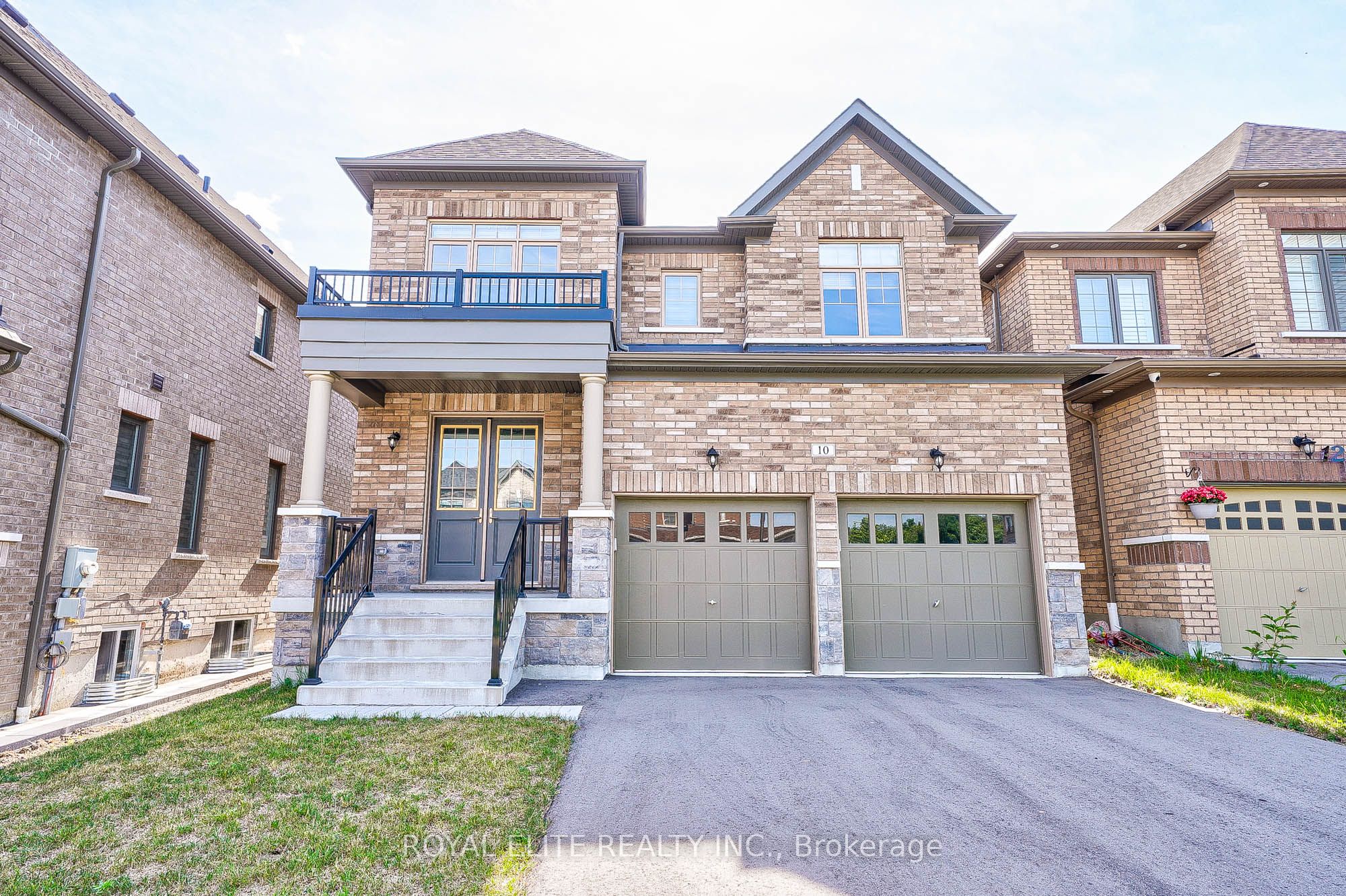 Front of 10 Capstan Court
