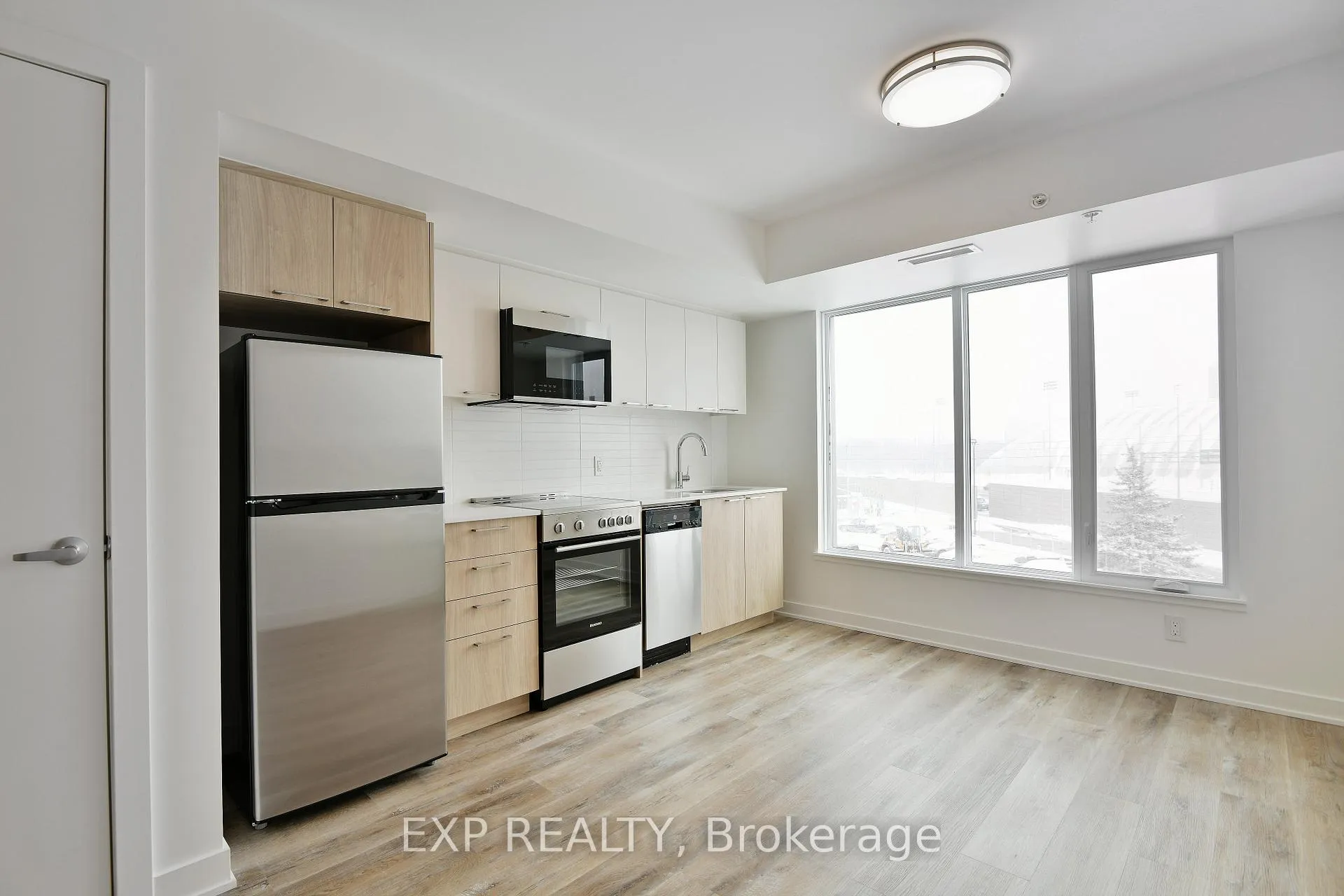 Photo 7 of Unit 302, 134 Robinson Avenue, Ottawa, Sandy Hill — HOMEH