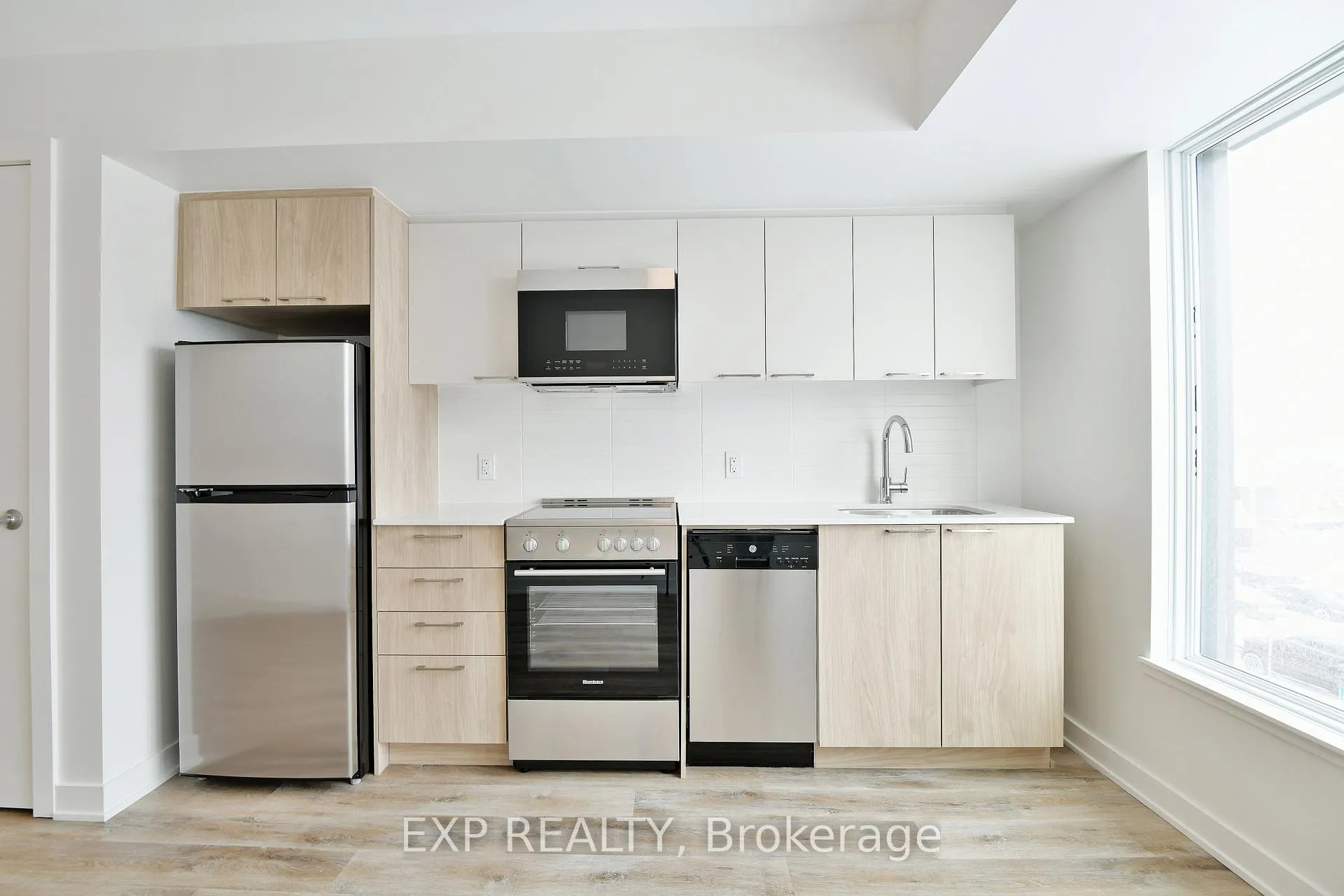 Photo 10 of Unit 302, 134 Robinson Avenue, Ottawa, Sandy Hill — HOMEH
