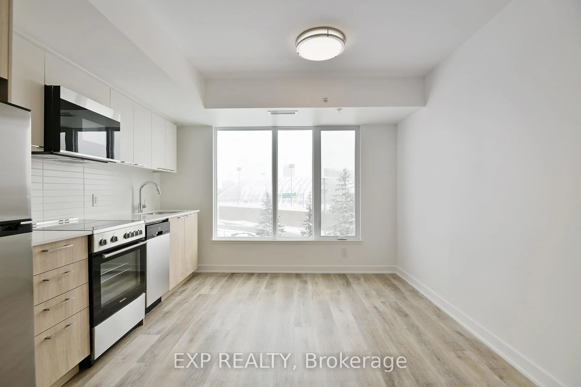 Photo 12 of Unit 302, 134 Robinson Avenue, Ottawa, Sandy Hill — HOMEH
